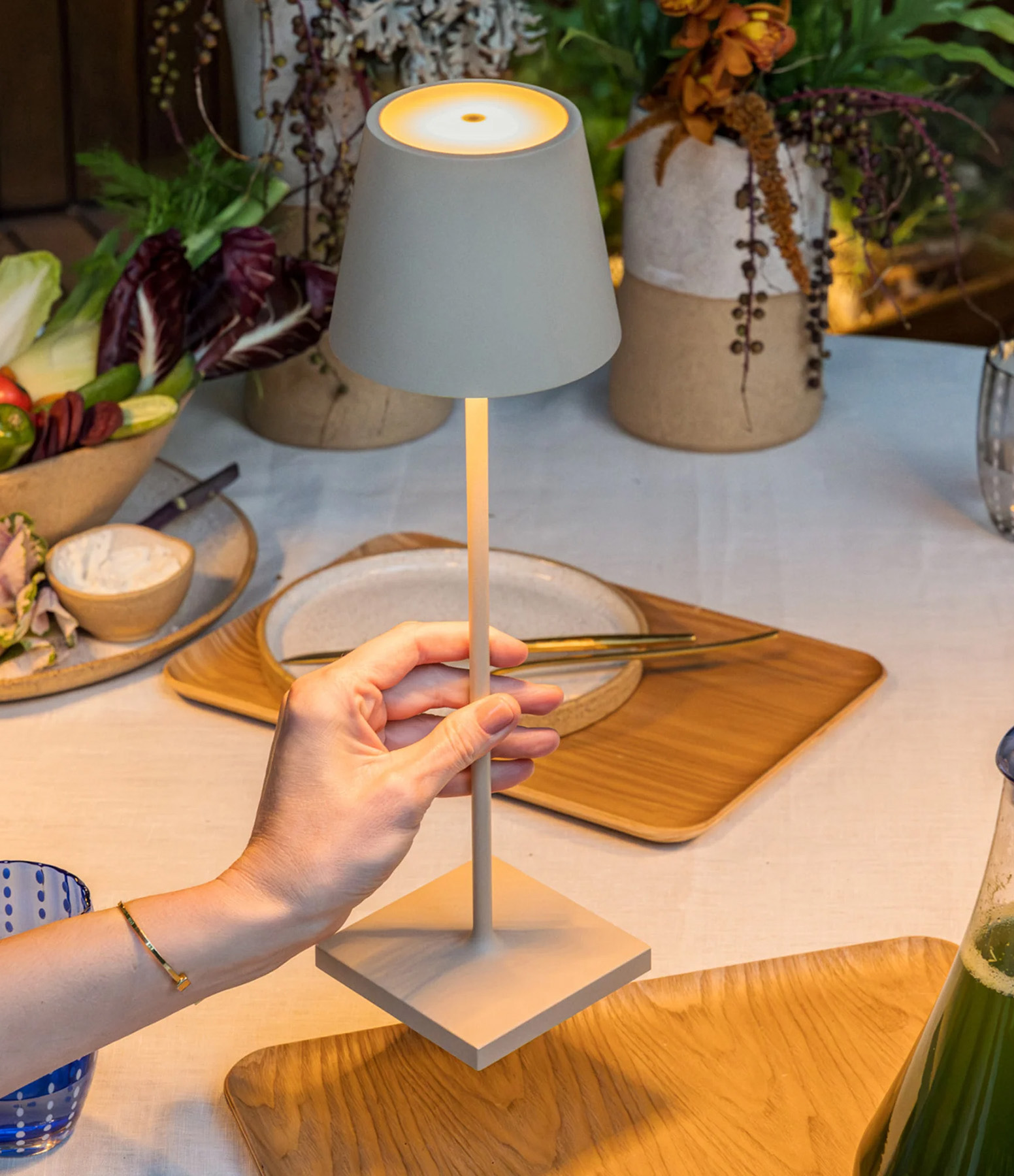 Poldina Pro Sand Table Lamp