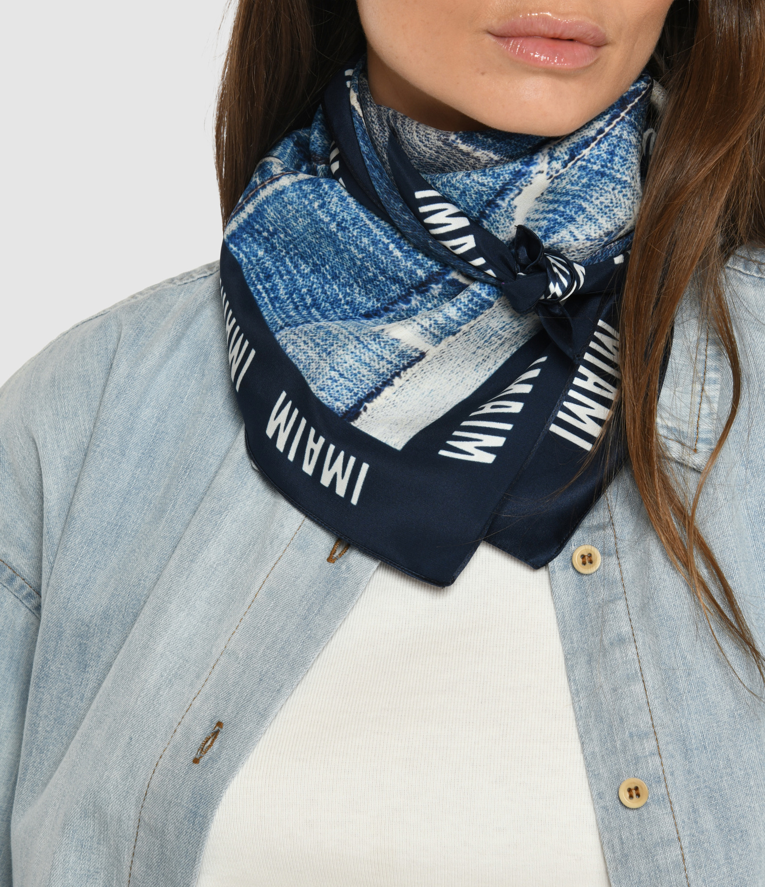 Miami Square Scarf 64x64