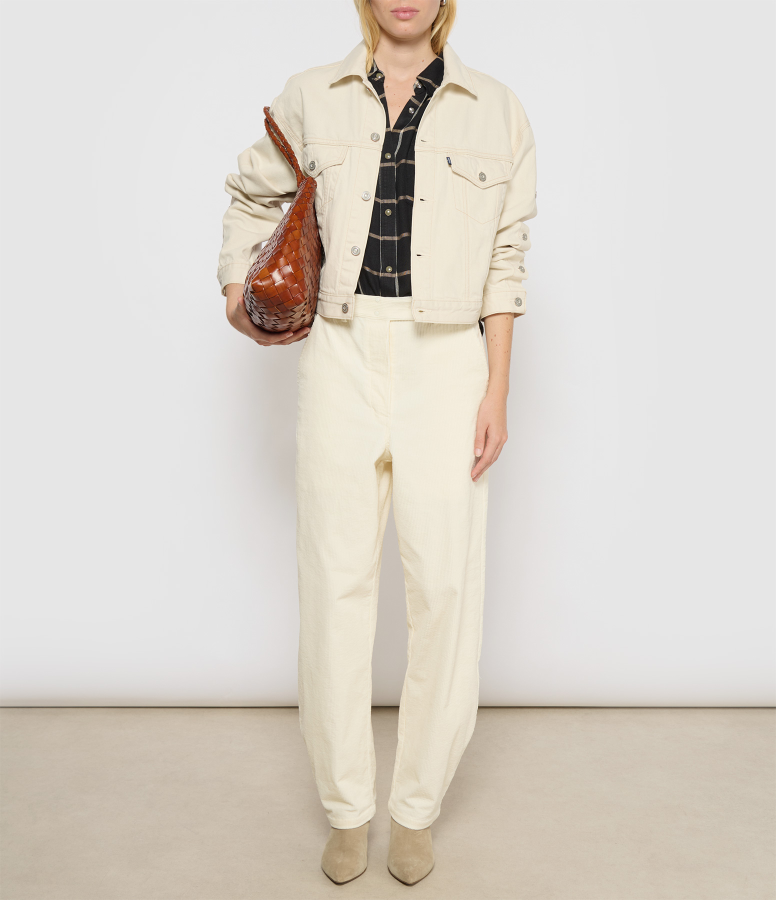 Shank Trucker Jacket in Cream Cloud Moj