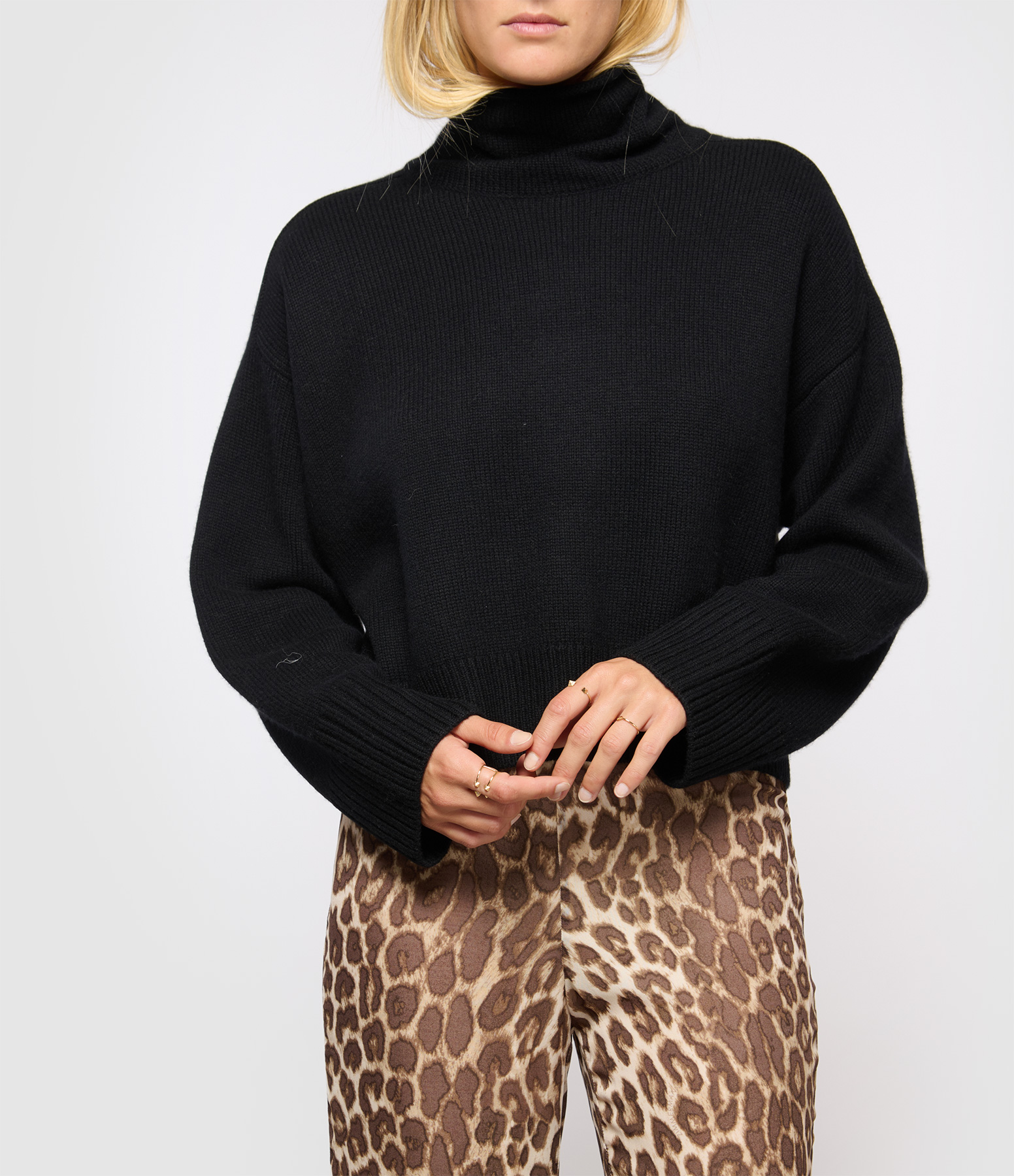 Stintino Black Jumper