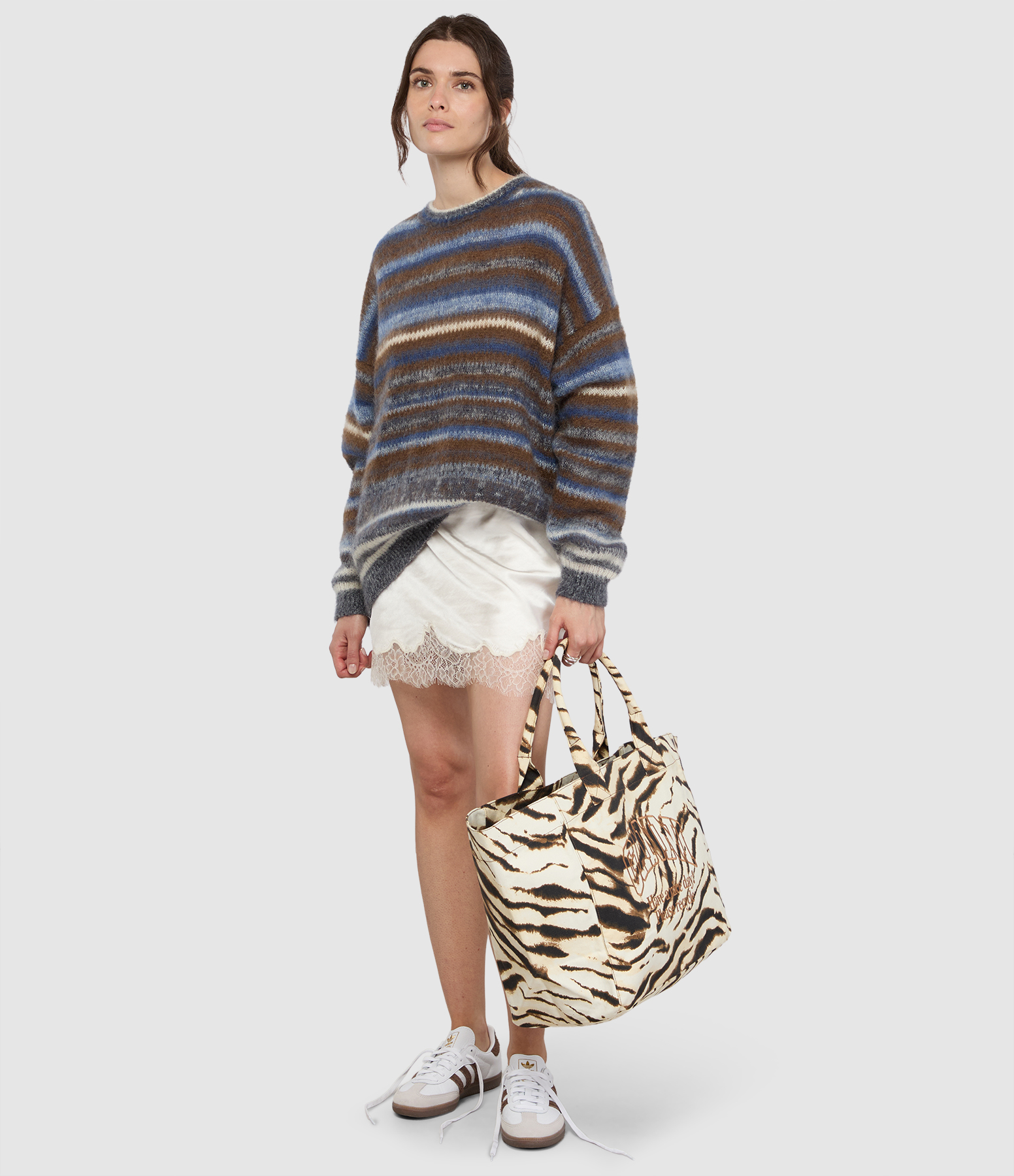 Pine White Short Skirt