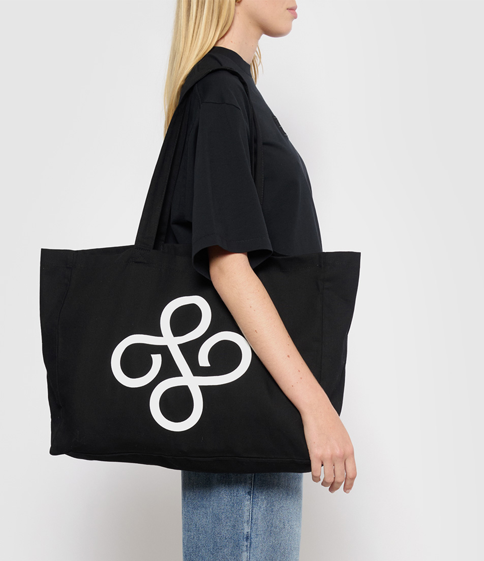 Lulli Louis Tote Bag – New Logo – Black