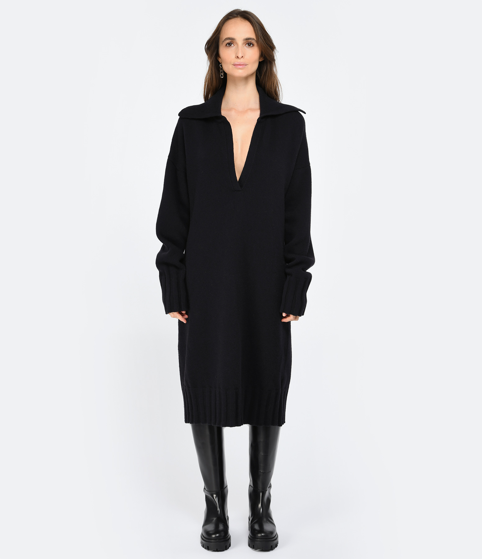 Musa Black Wool Dress