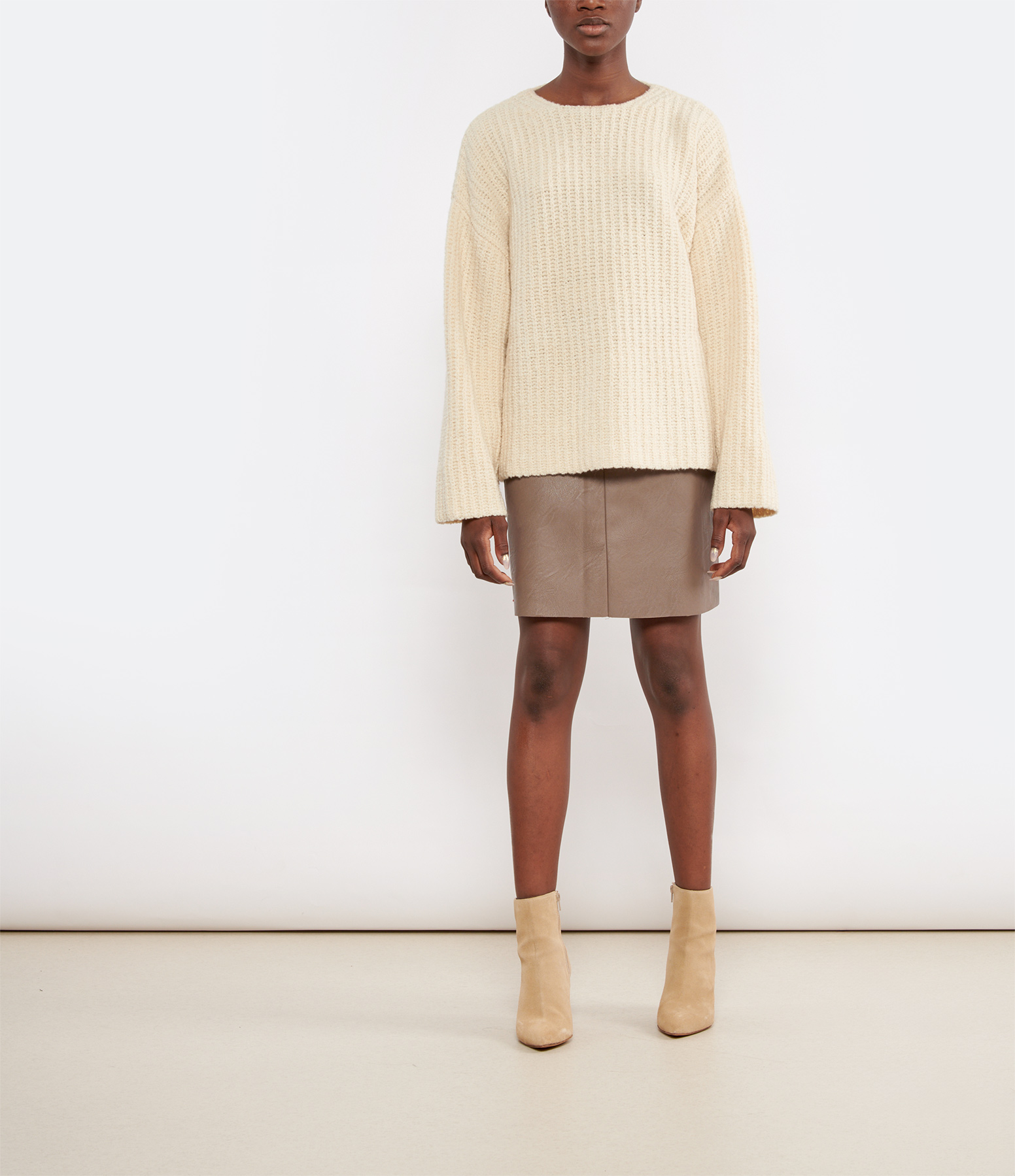 Minivegan Short Skirt in Taupe