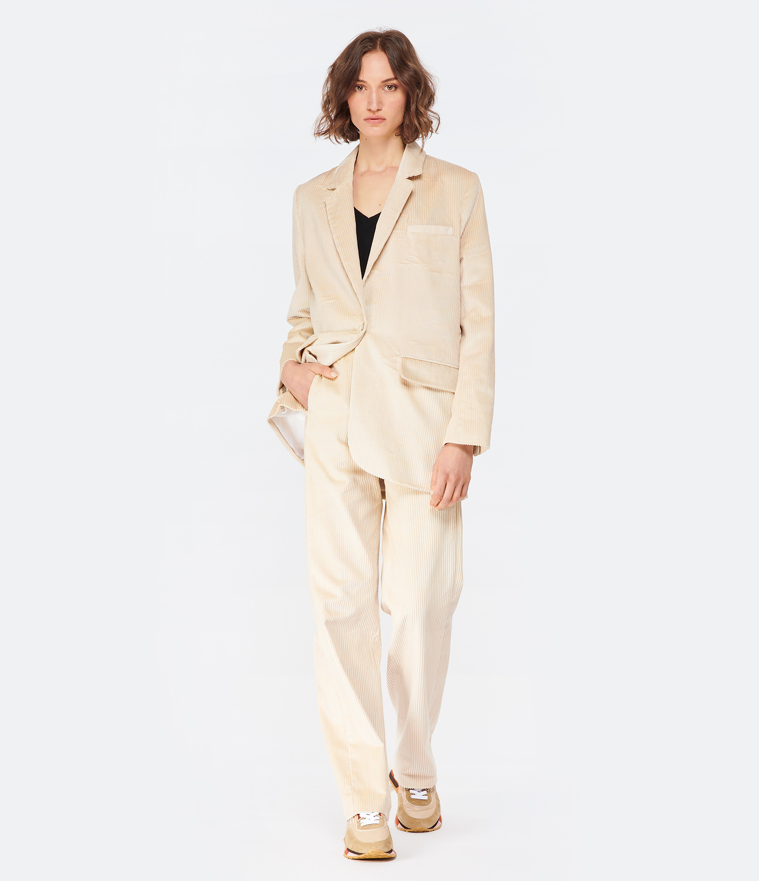 Éloïse Straight-Leg Velvet Trousers in Ecru