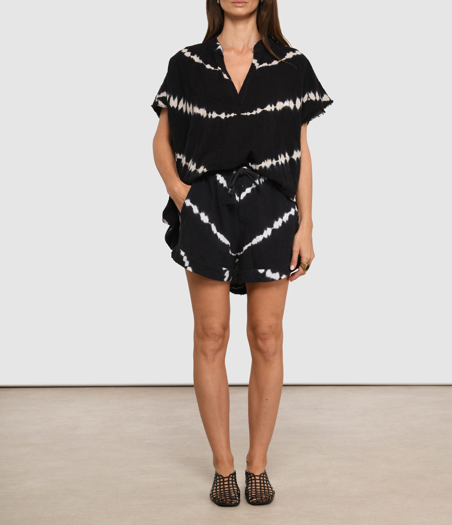 Porticcio Tie-Dye Black and Navy Shorts
