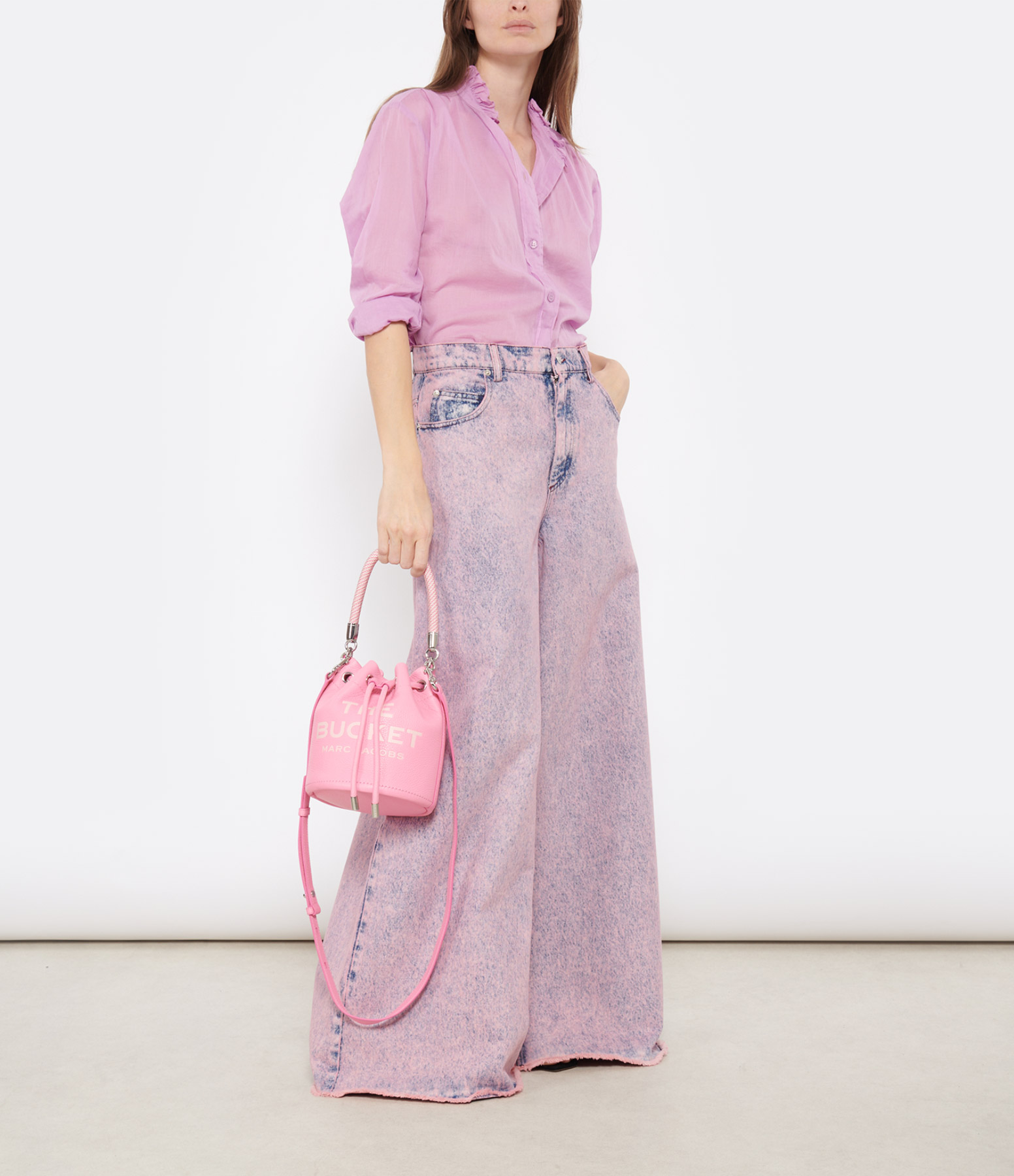 Jean Pink Gummy