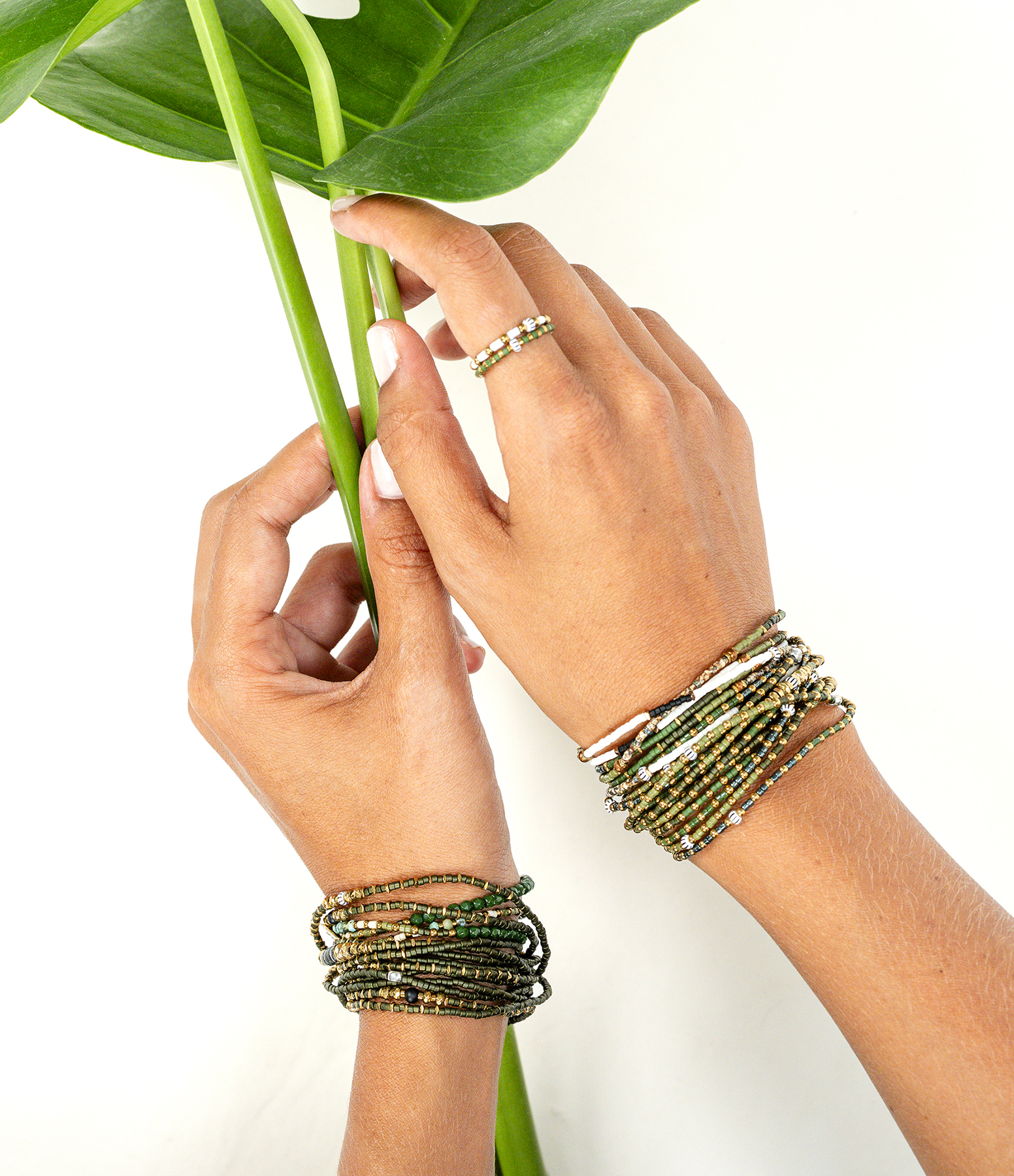 6-strand Green Matcha Necklace and Bracelet, 103cm