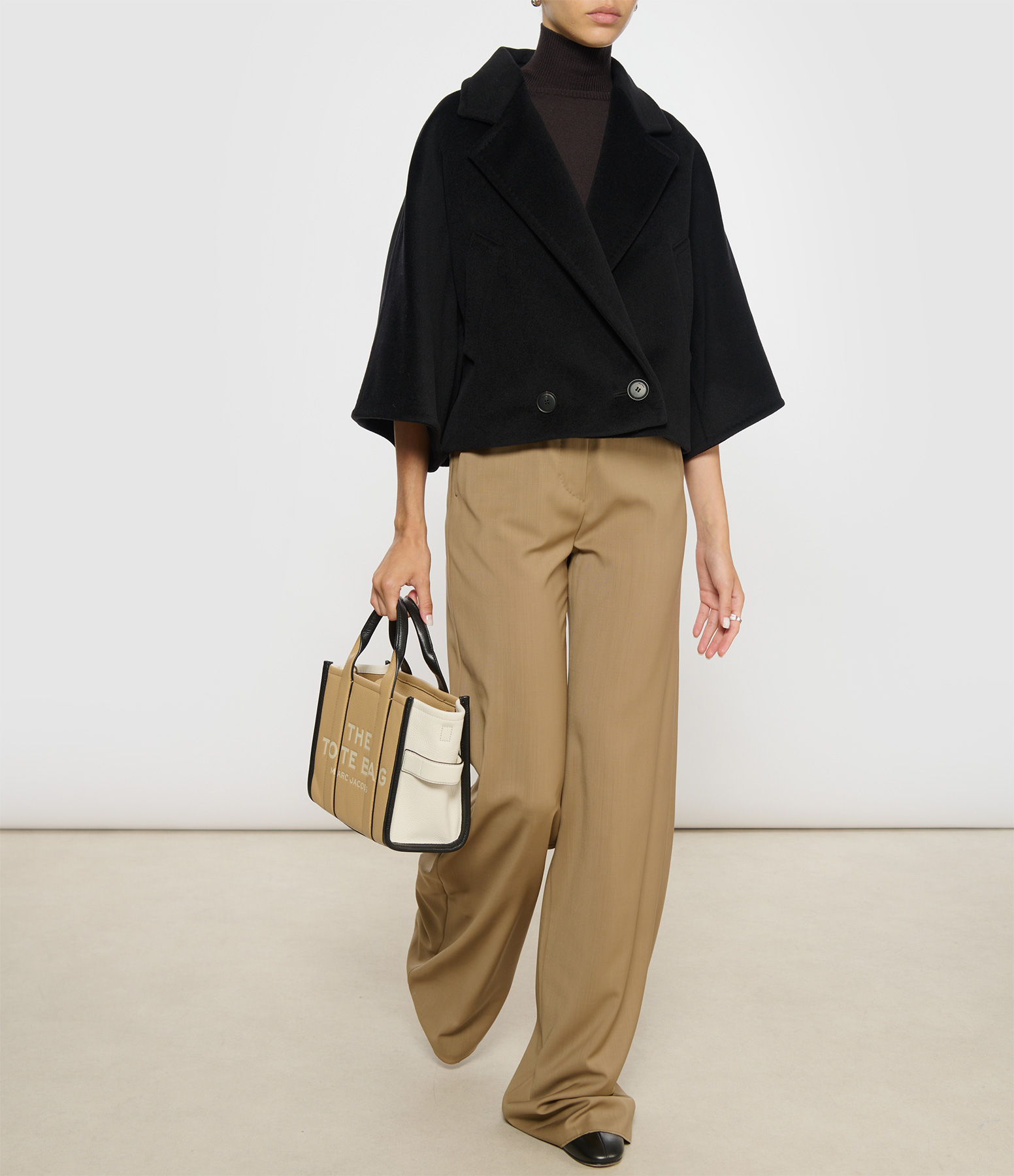 Galea Black Coat