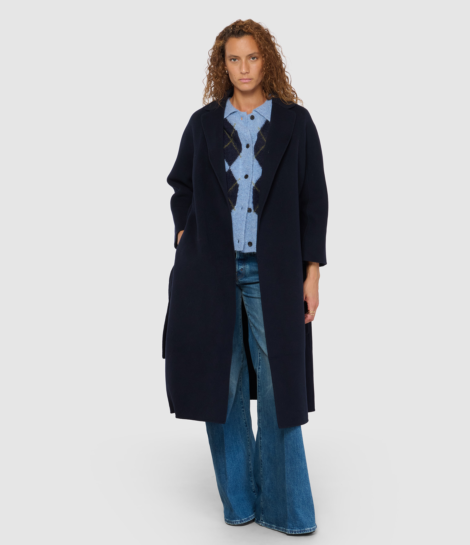 Esturia Blue Coat