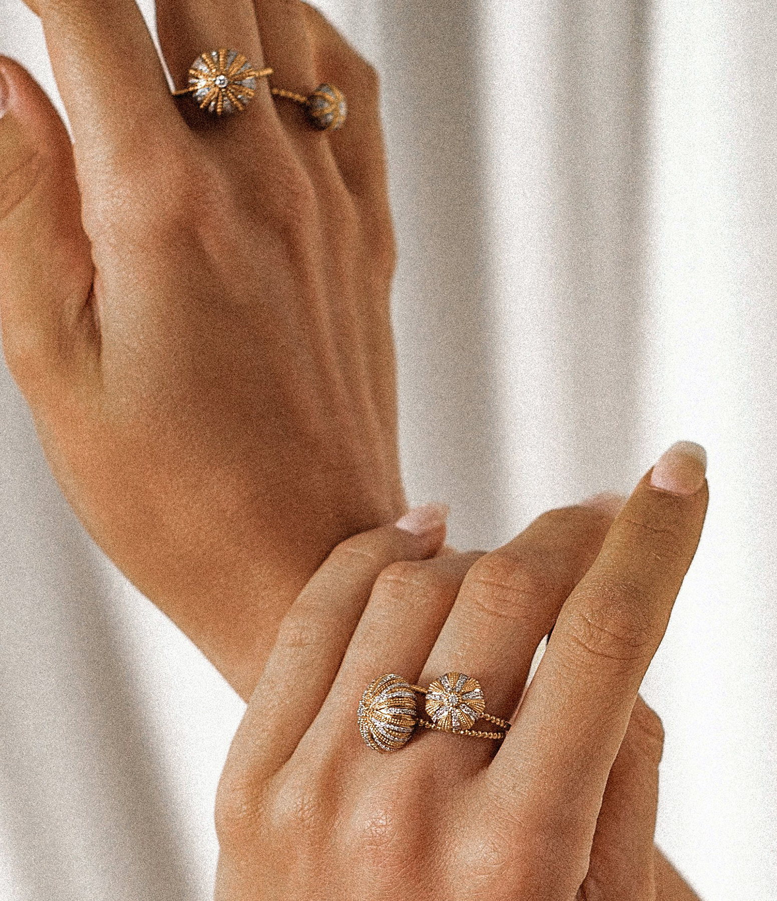 Small Sea Urchin Ring with Diamonds in Rose Gold