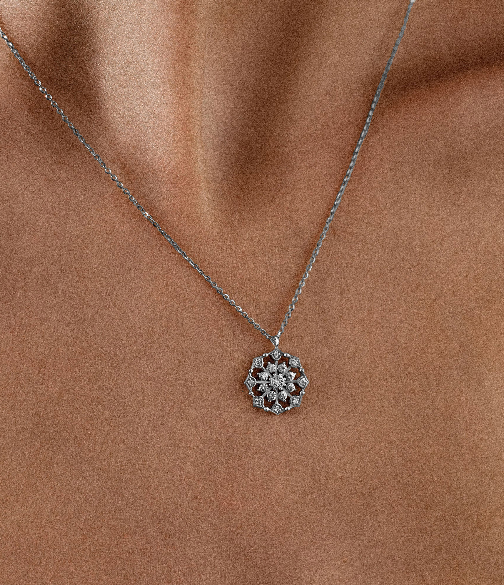 Muredda Diamond Necklace in White Gold