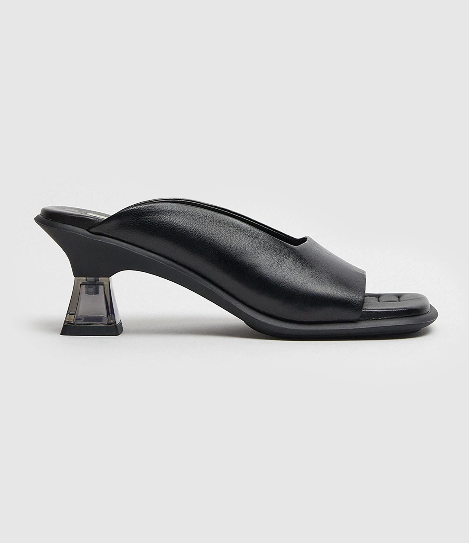 Janaina Black Sandals