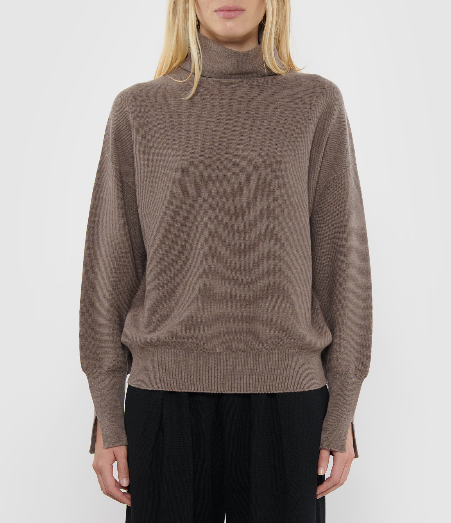 Nora2 Chestnut Top