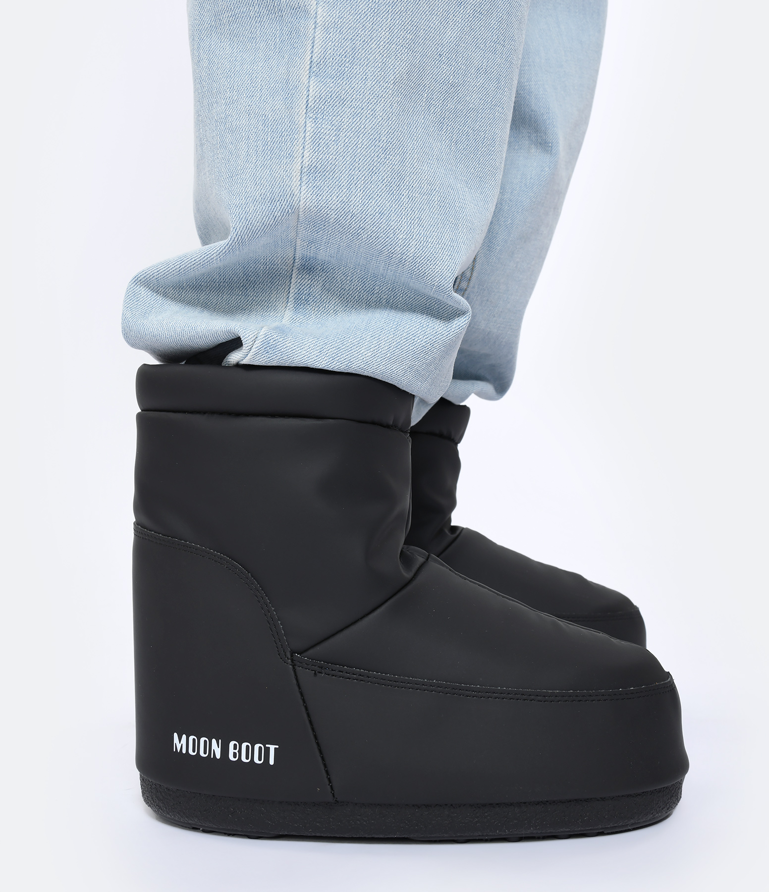 Moon Boot Icon Low-Top Nolace Black