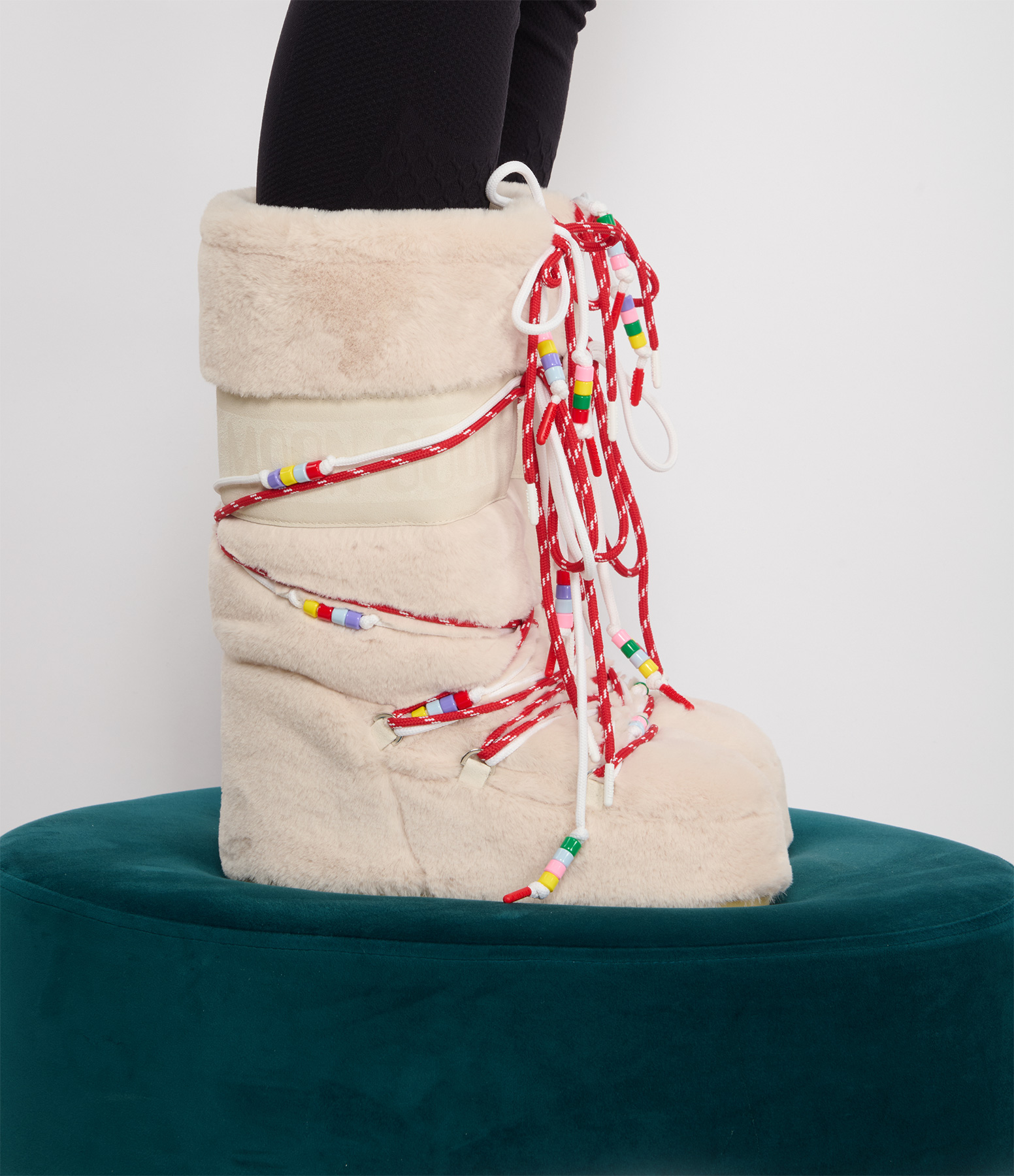 Moon Boot Icon Faux Fur Beads Cream