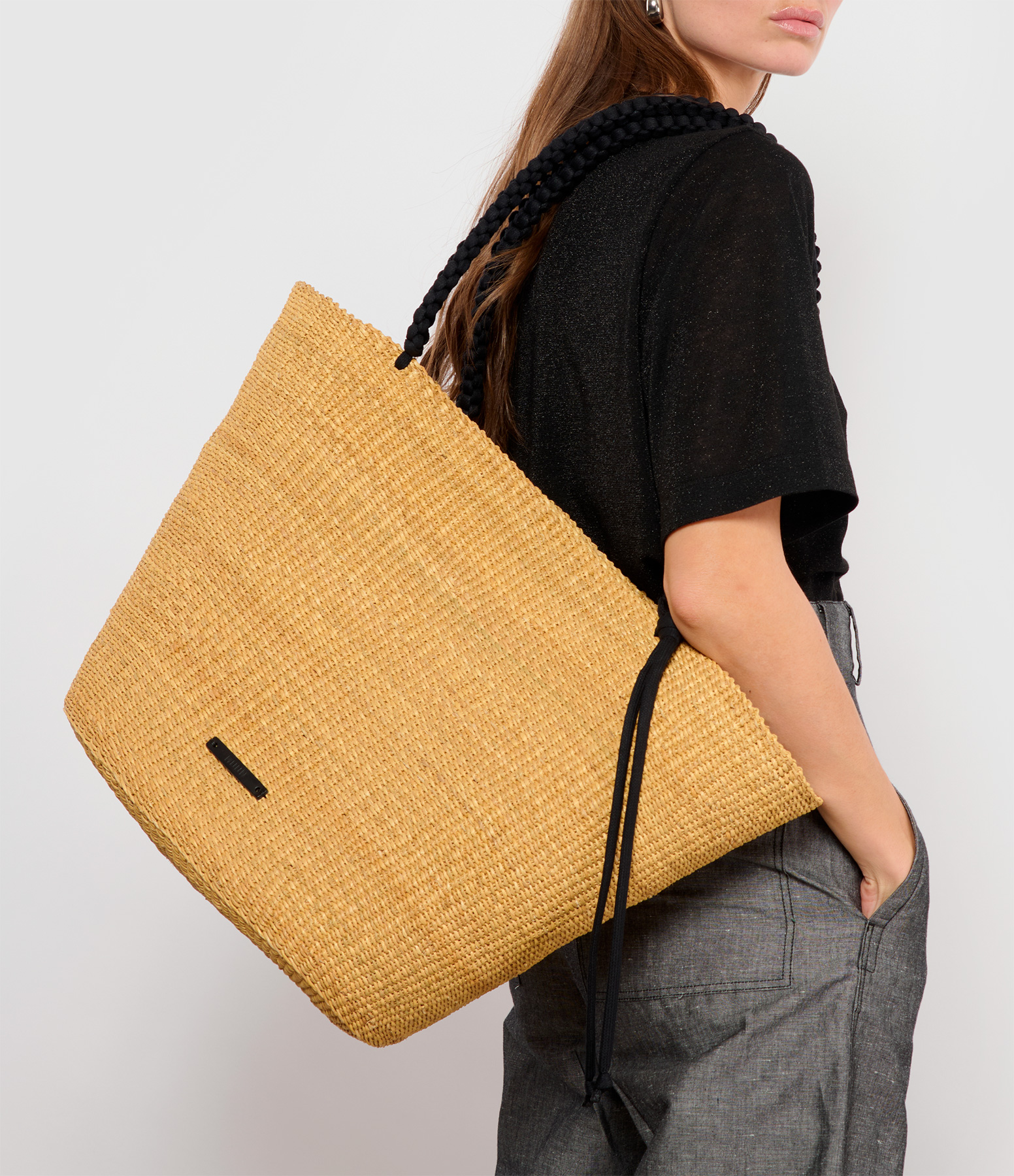 Elisabeth Black Basket