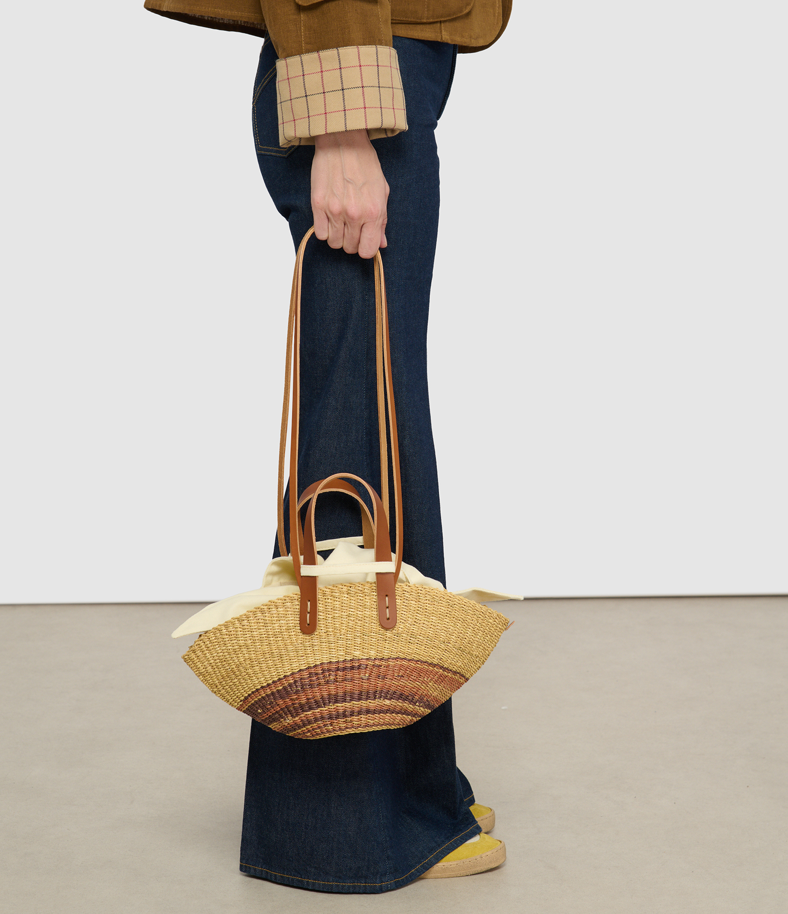 Mini Pacha Brown-Tan Basket