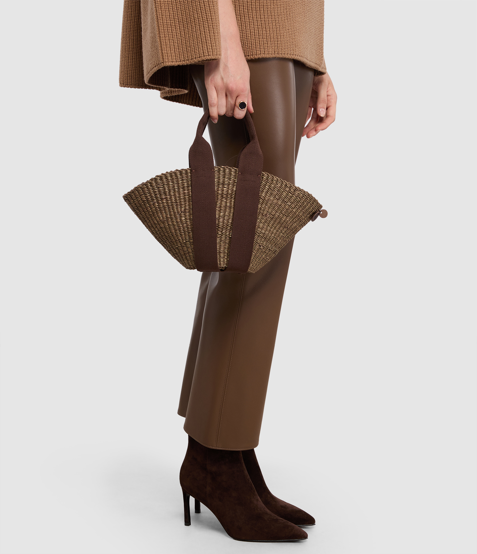Mini Sophie Basket in Dark Brown