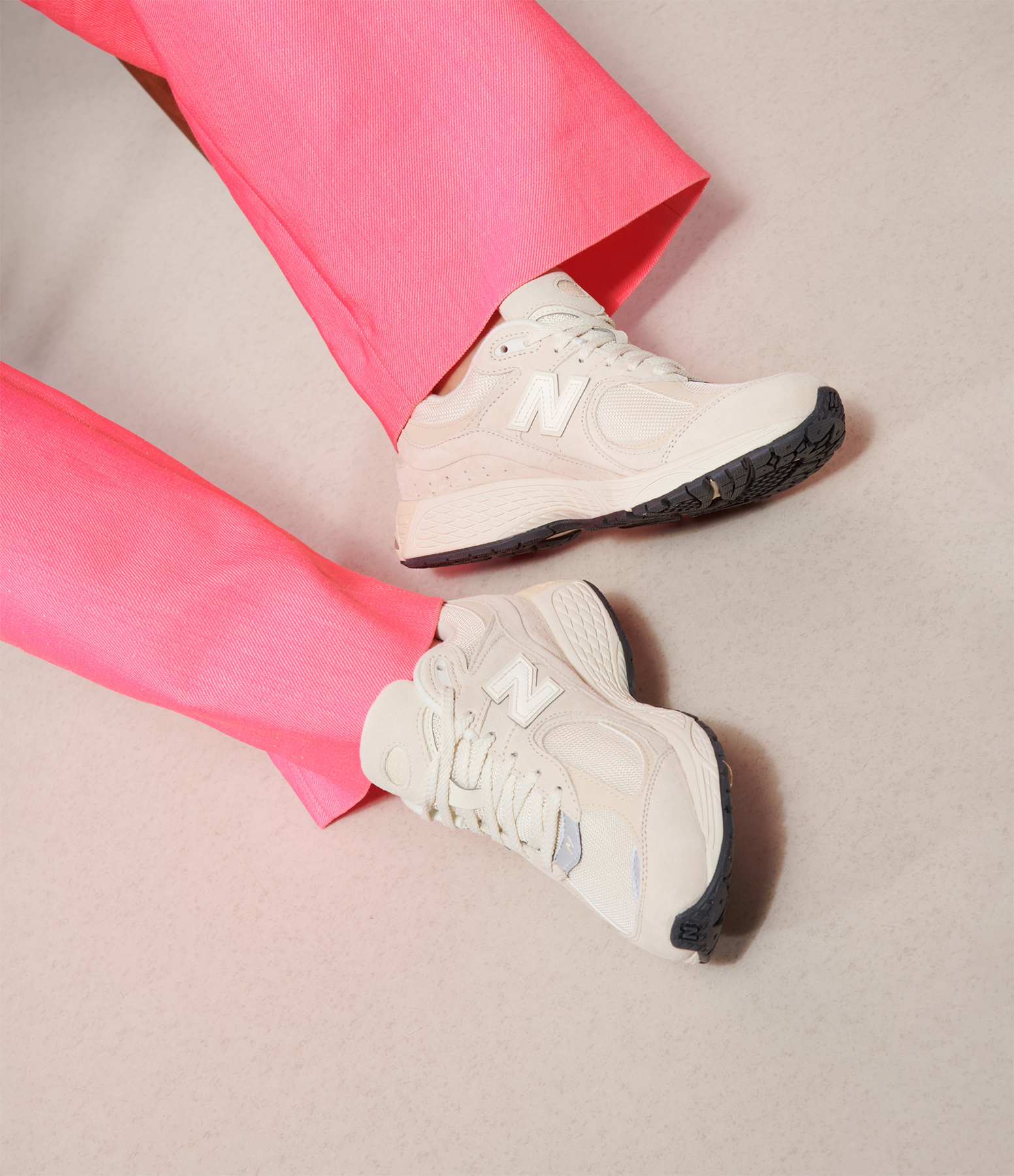 2002 Calm Taupe Trainers