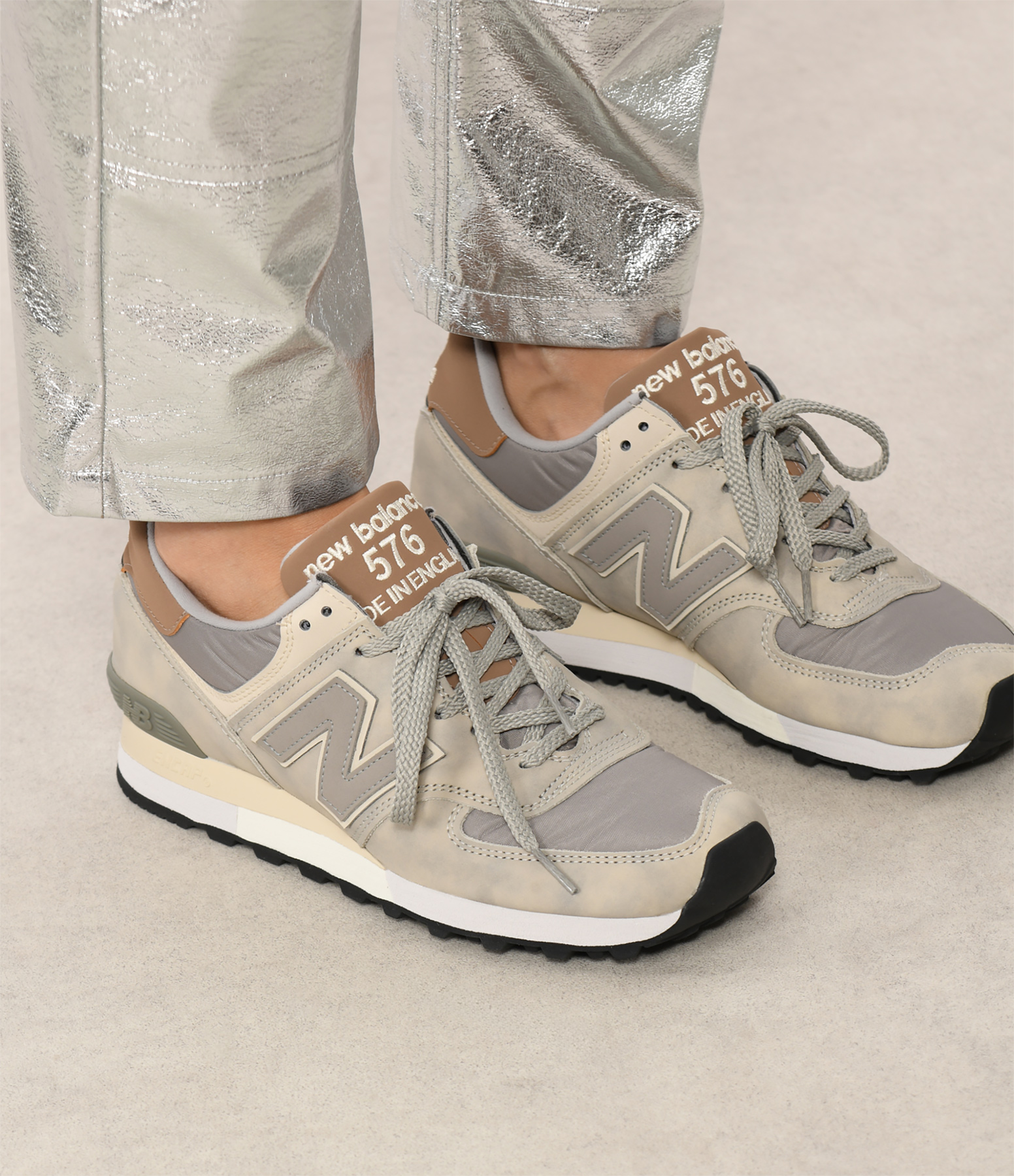 576 Moonstruck trainers