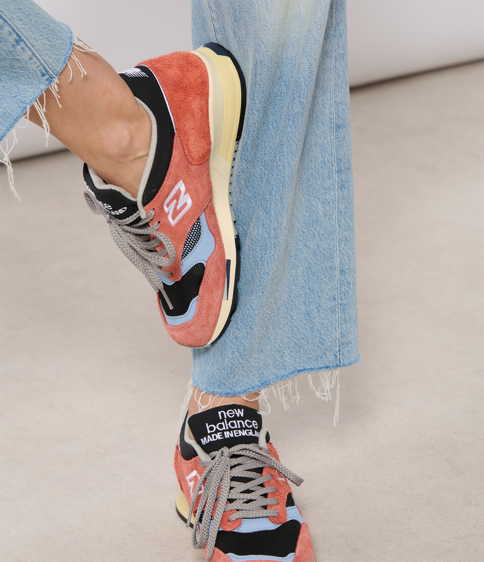 MADE in UK 1500 Red Trainers
