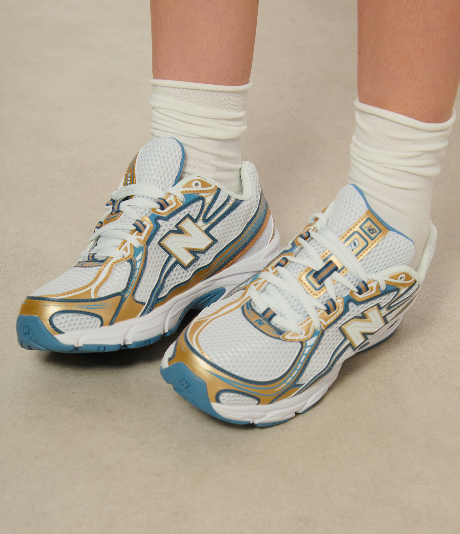 740 Heron Blue trainers
