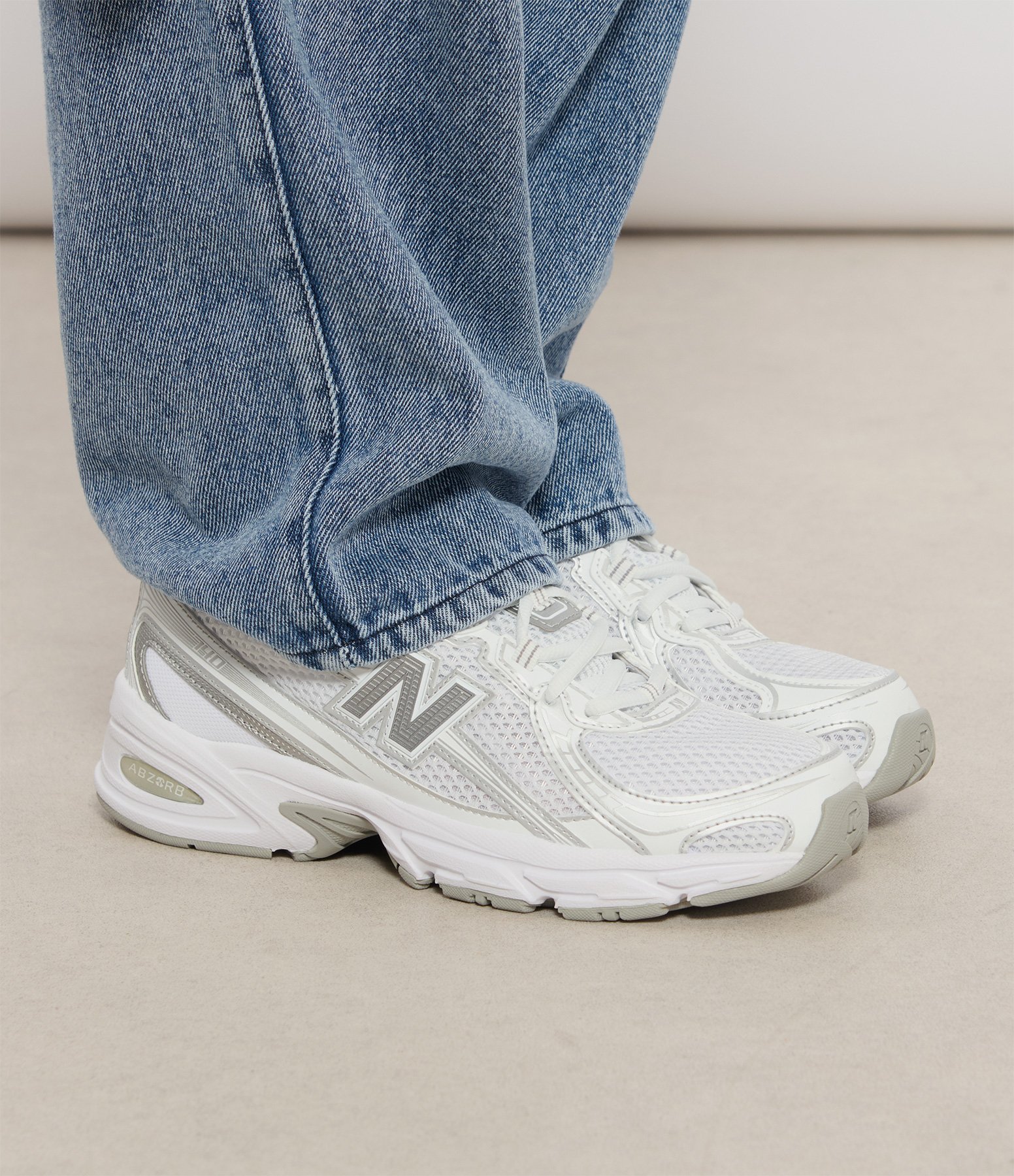 740 White Trainers