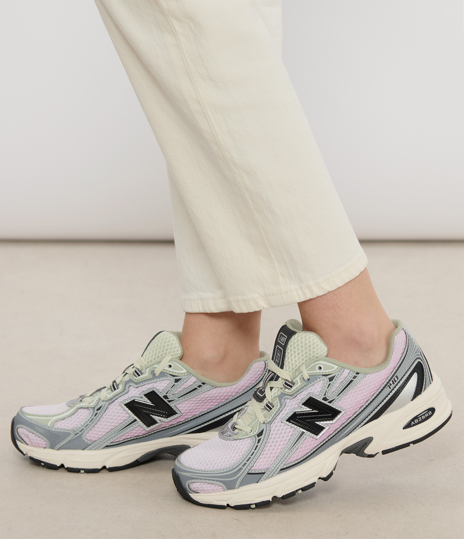 740 Pink Granite trainers