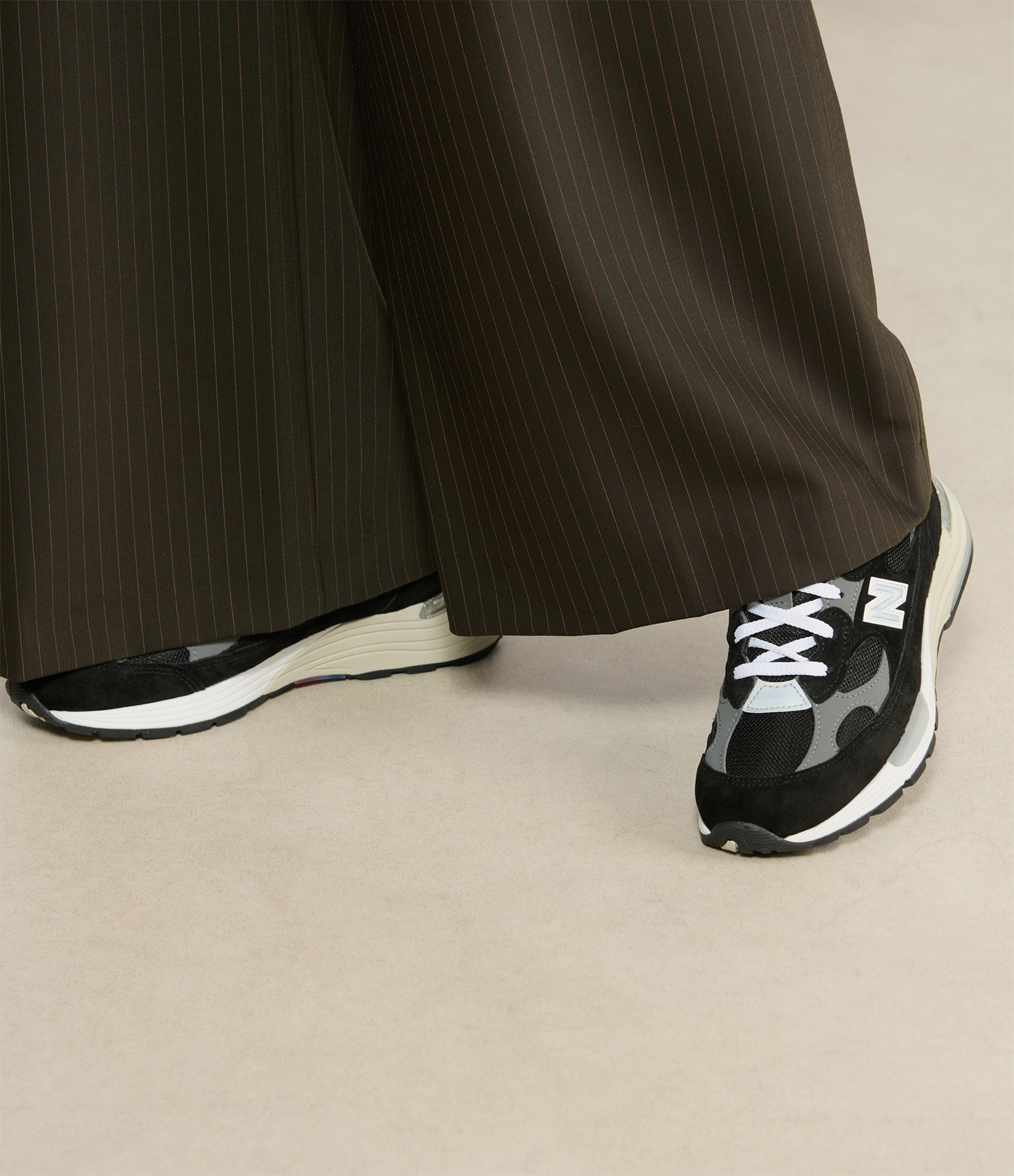 992 Black Trainers