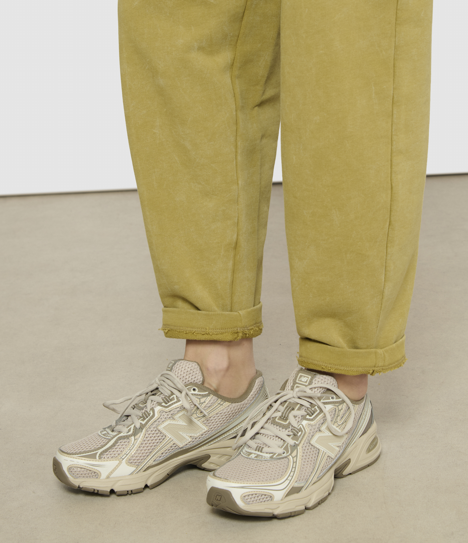 740 Dockside trainers