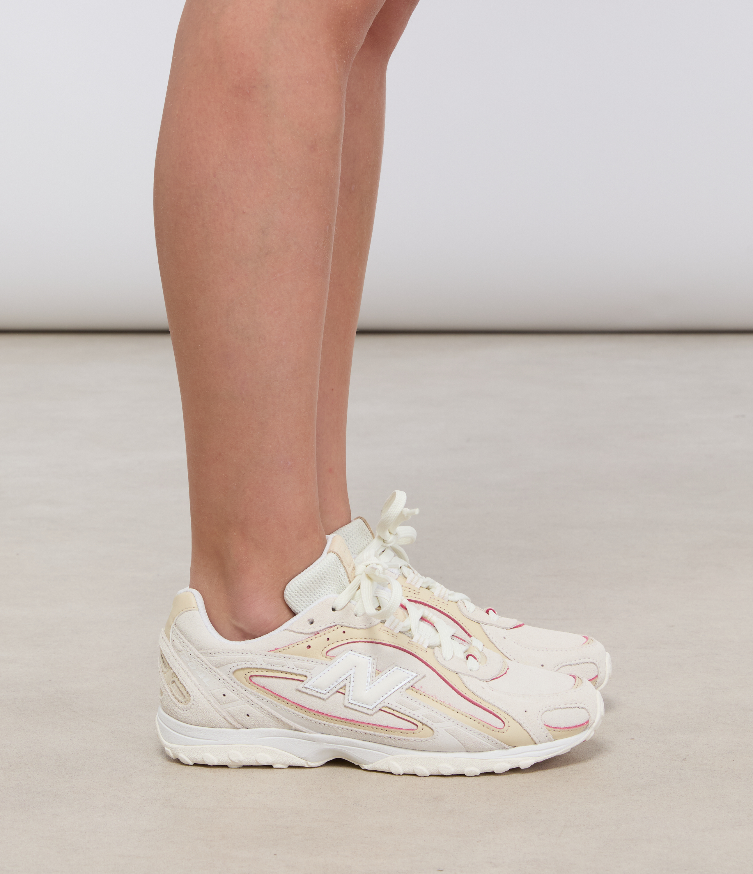 204L Sea Salt trainers