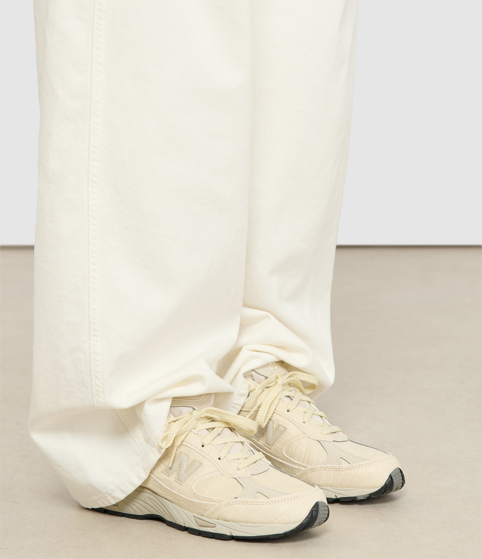 991 Oyster Grey trainers