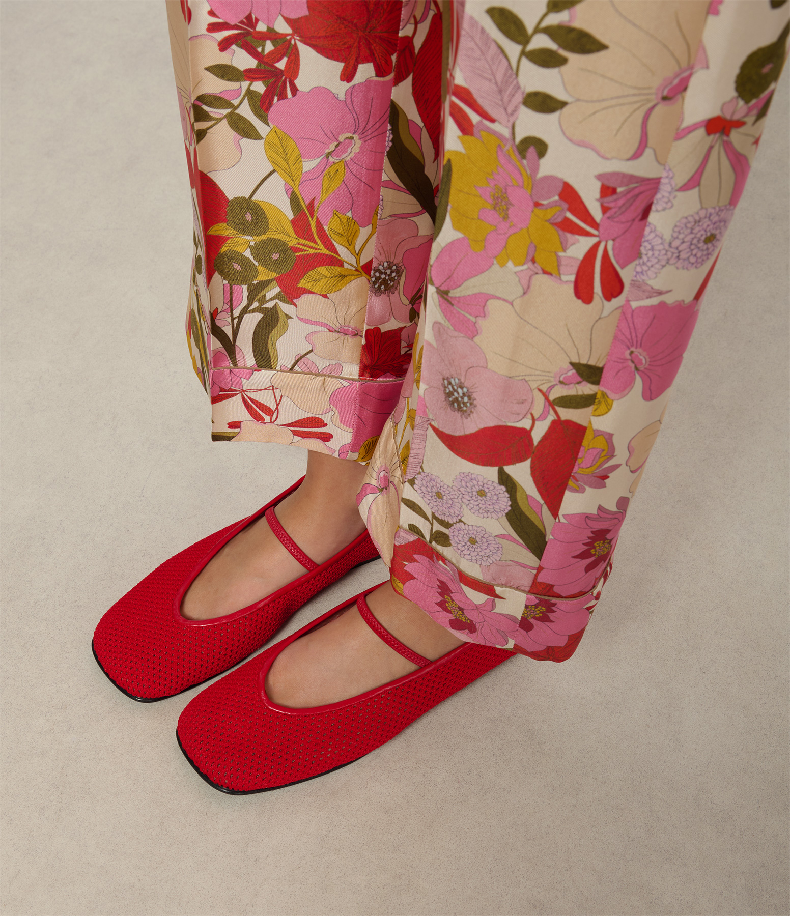 Bulla Node Red Ballet Flats