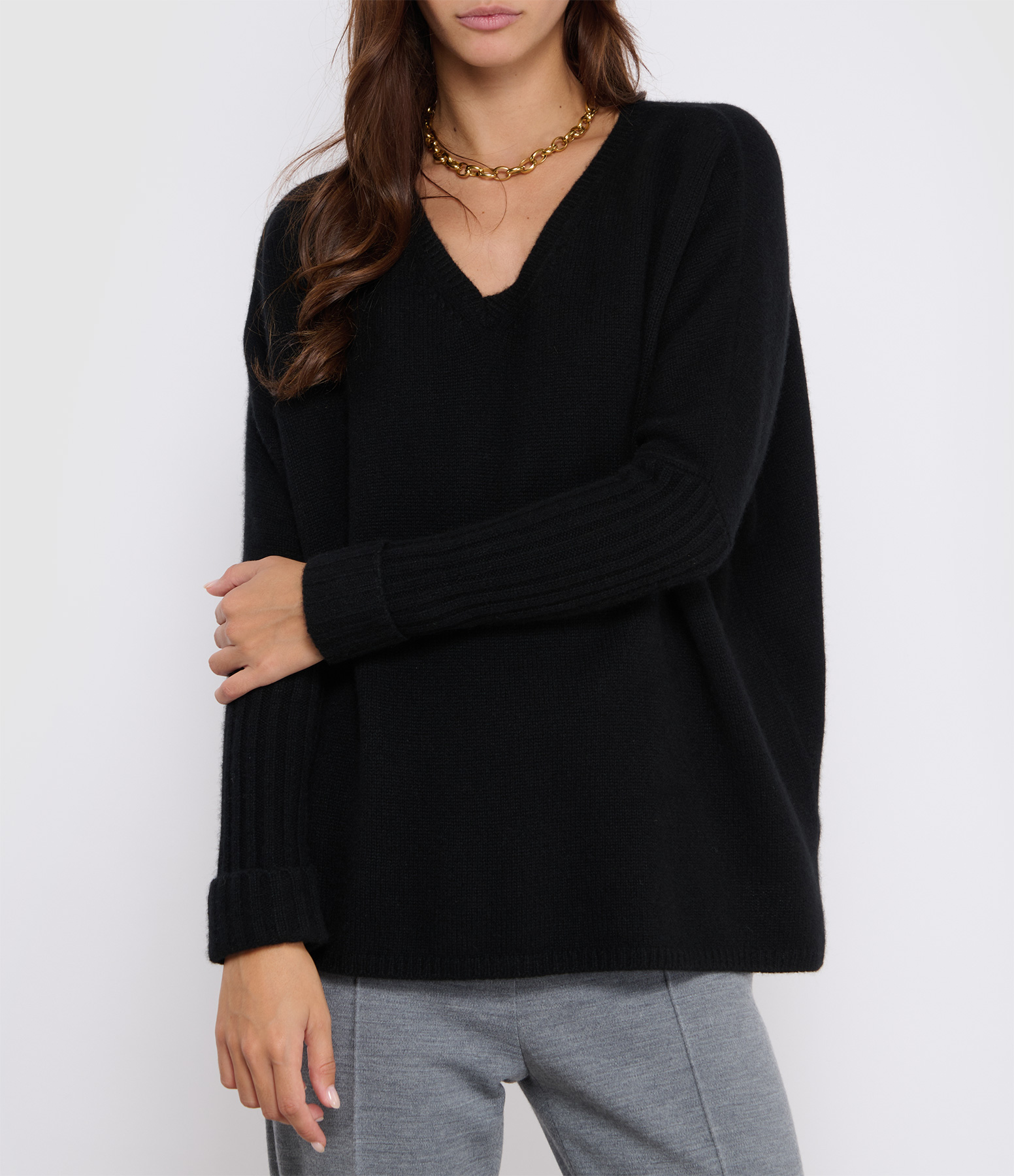 Emilienne V-neck Black Cashmere Poncho