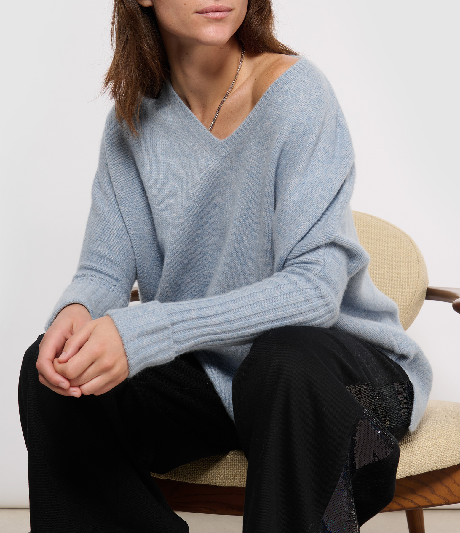 Emilienne V-neck Cashmere Poncho in Brume