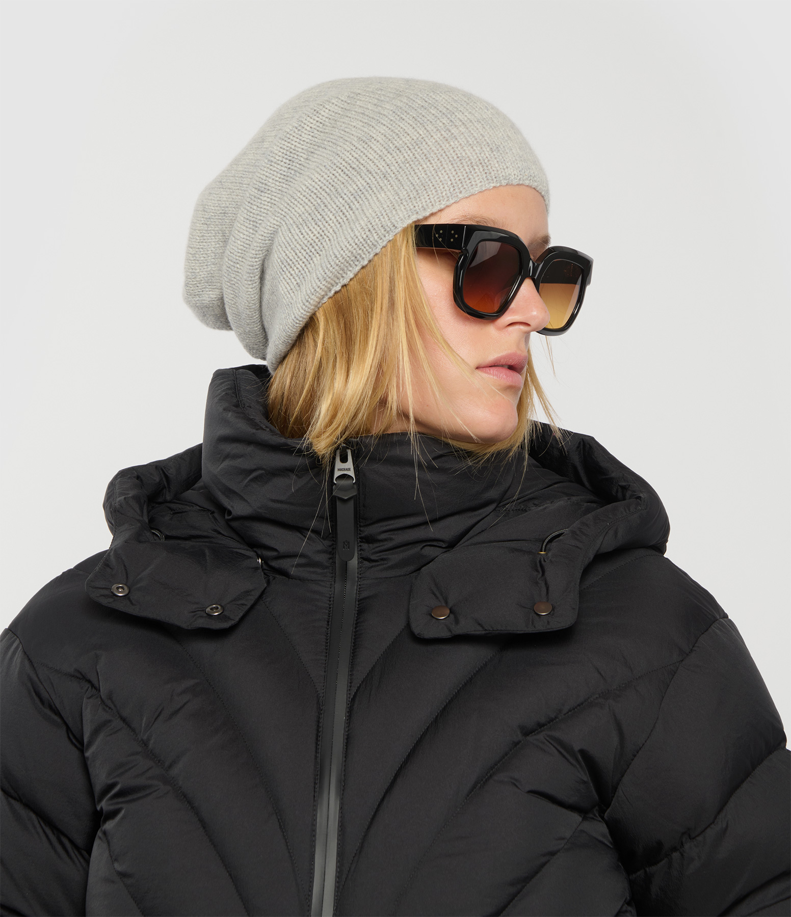 Ines Cashmere Beanie in Heather Grey