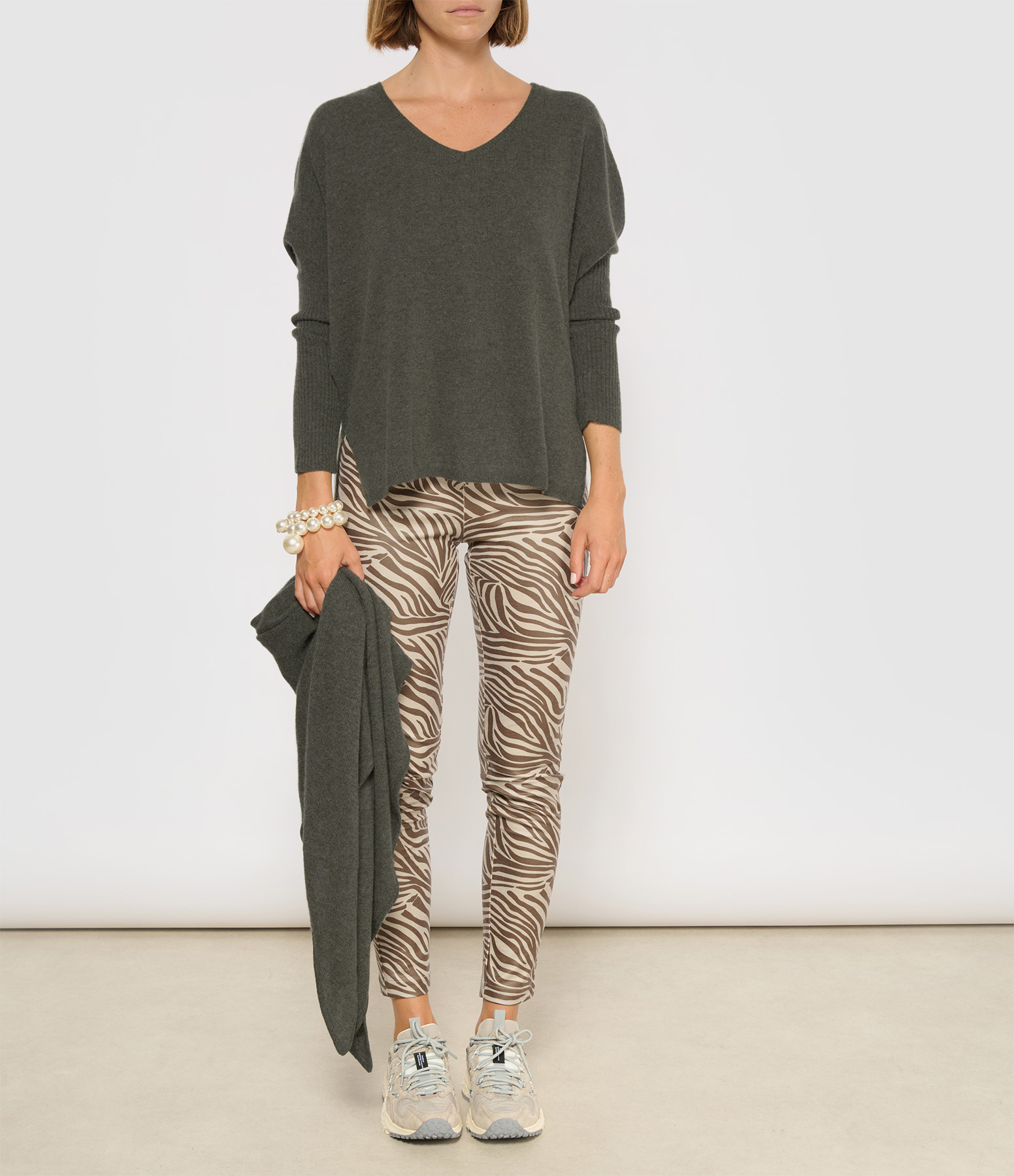 Faustine V-neck Poncho Jumper, Cashmere, Ash