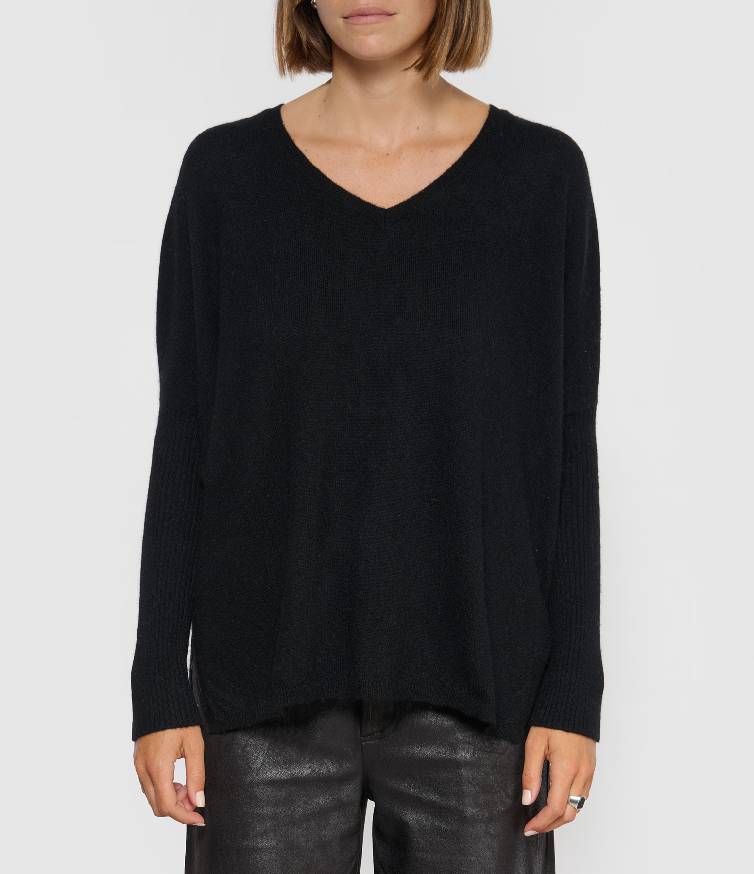 Faustine Black Cashmere V-neck Poncho Jumper