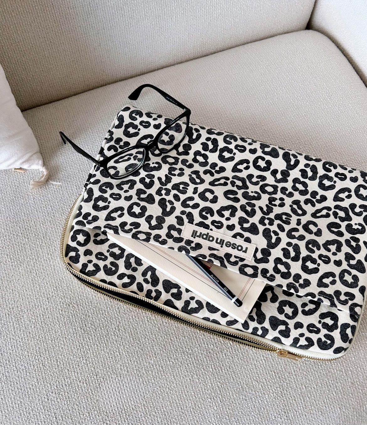 Octave Graou Greige 13 & 14" Laptop Sleeve