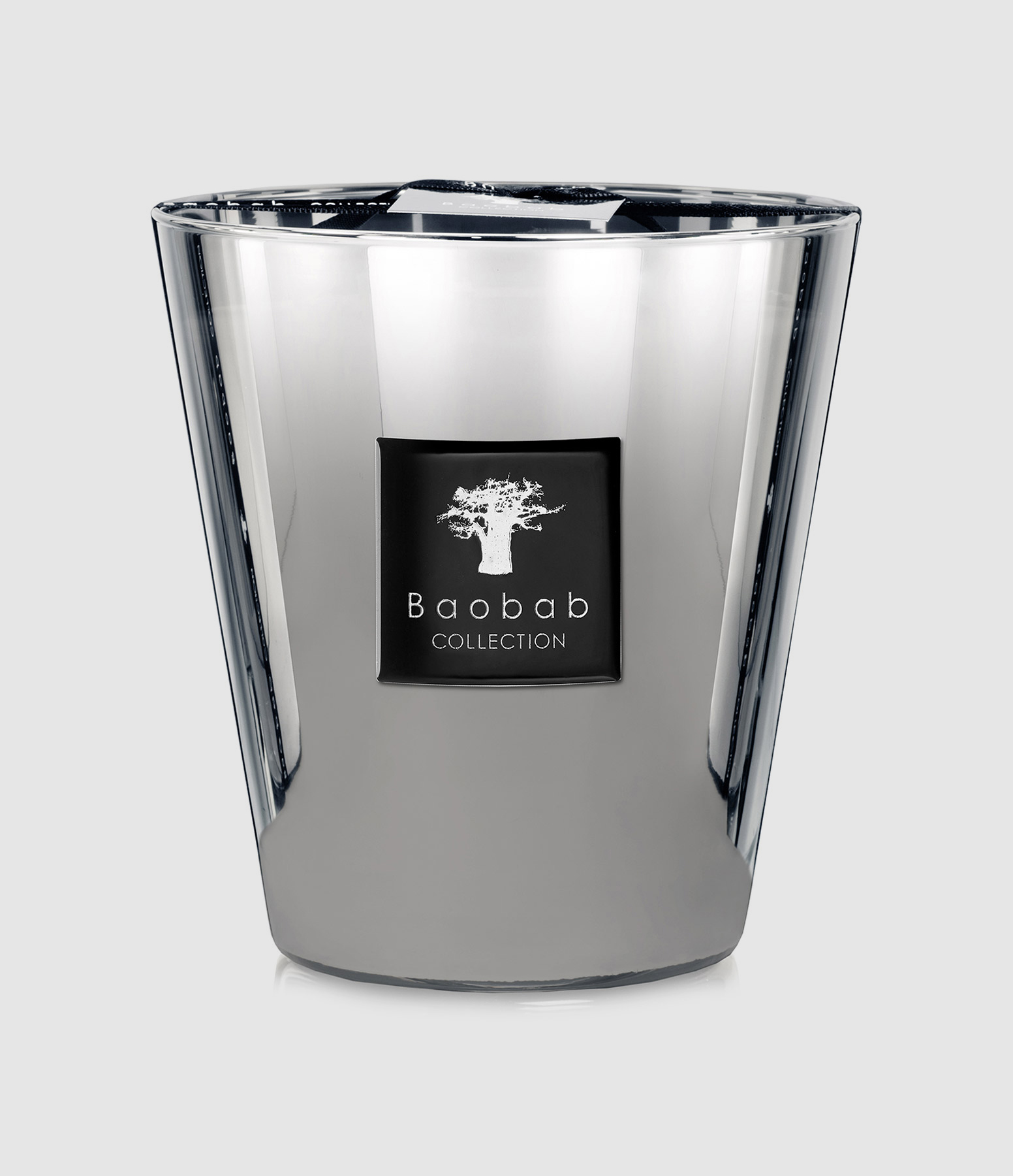Max 16 Les Exclusives Platinum Candle