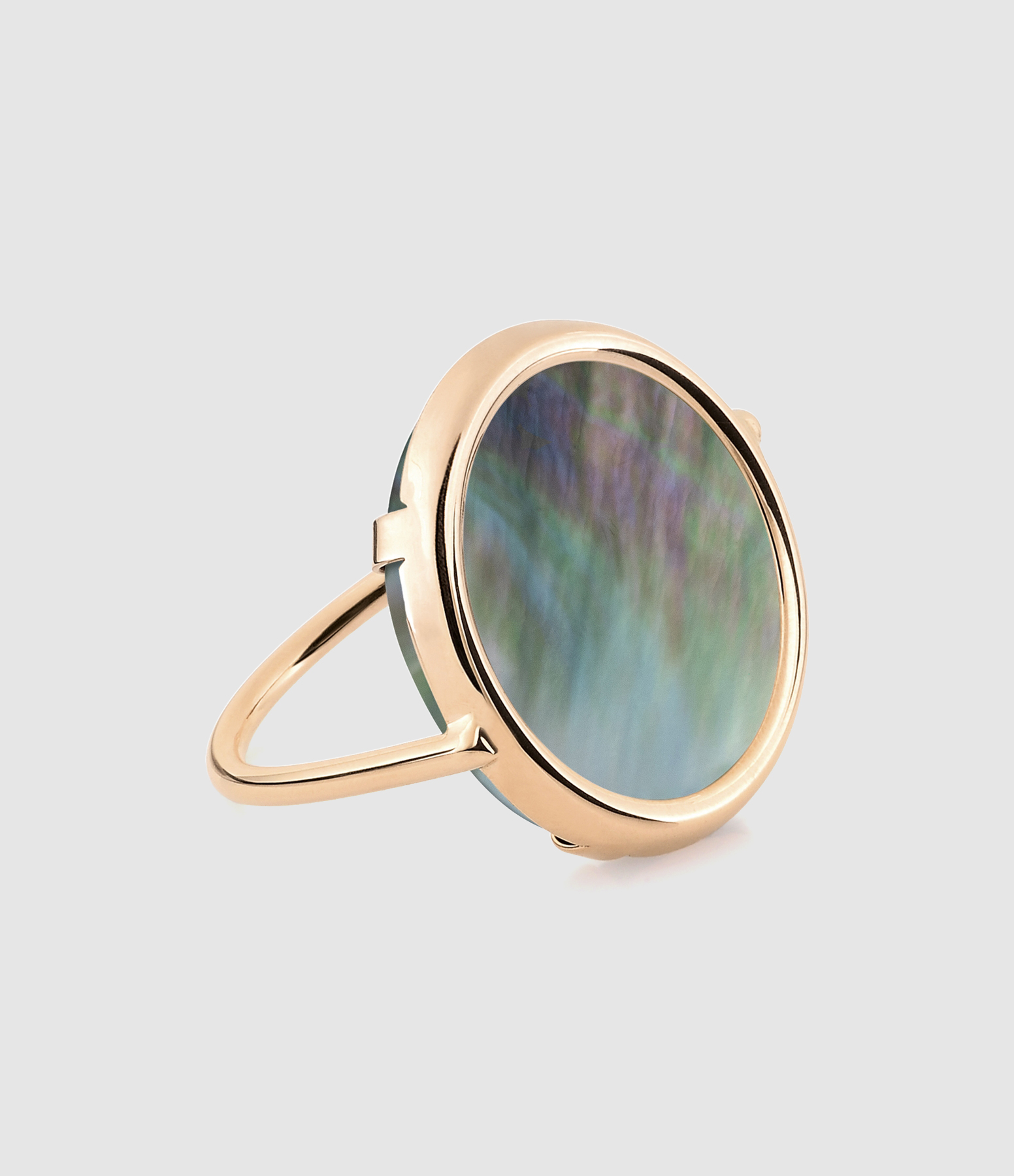 Black Mother-of-Pearl Disc Ring in Rose Gold