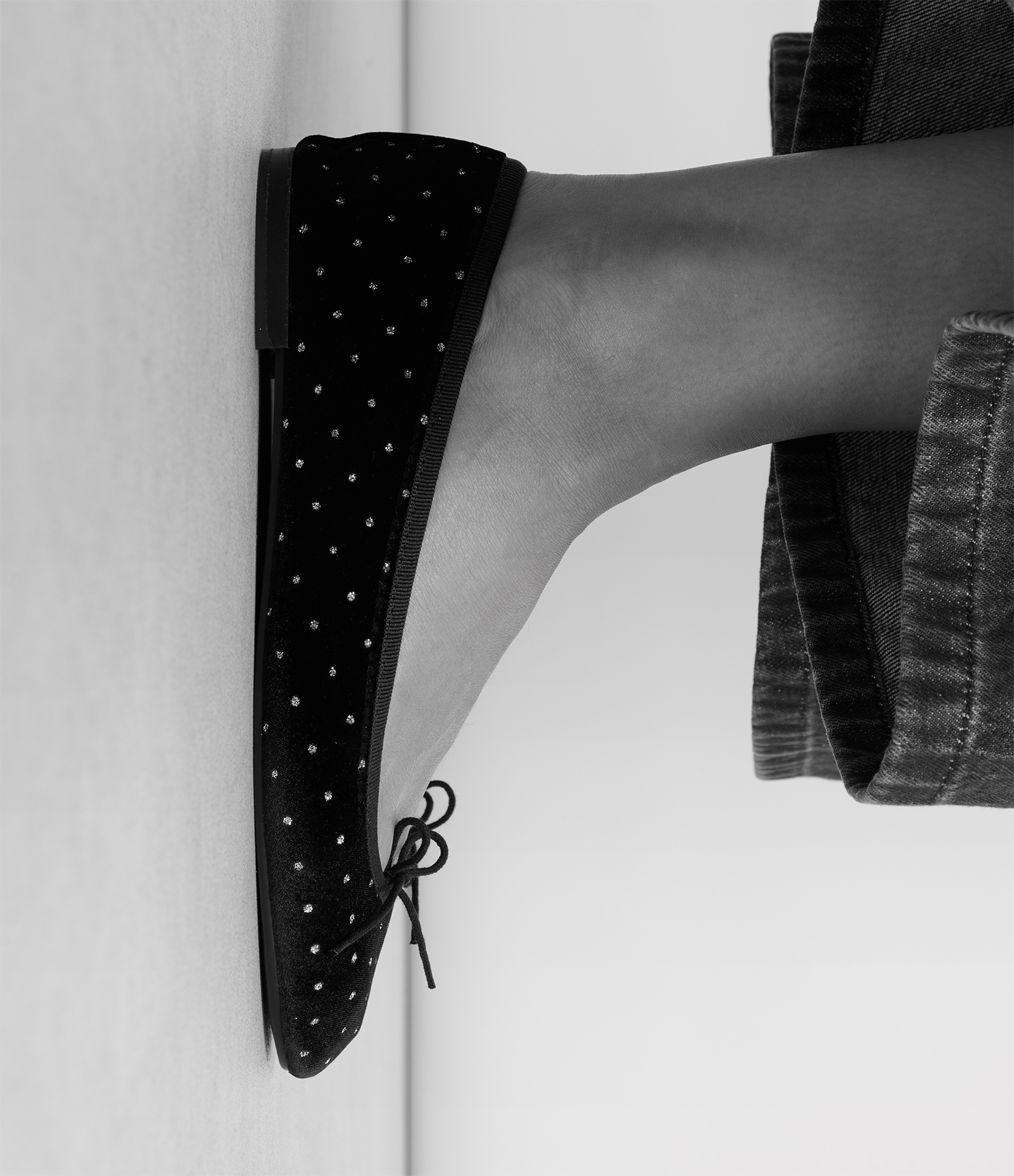 Silver-Black Cinderella Ballet Flats