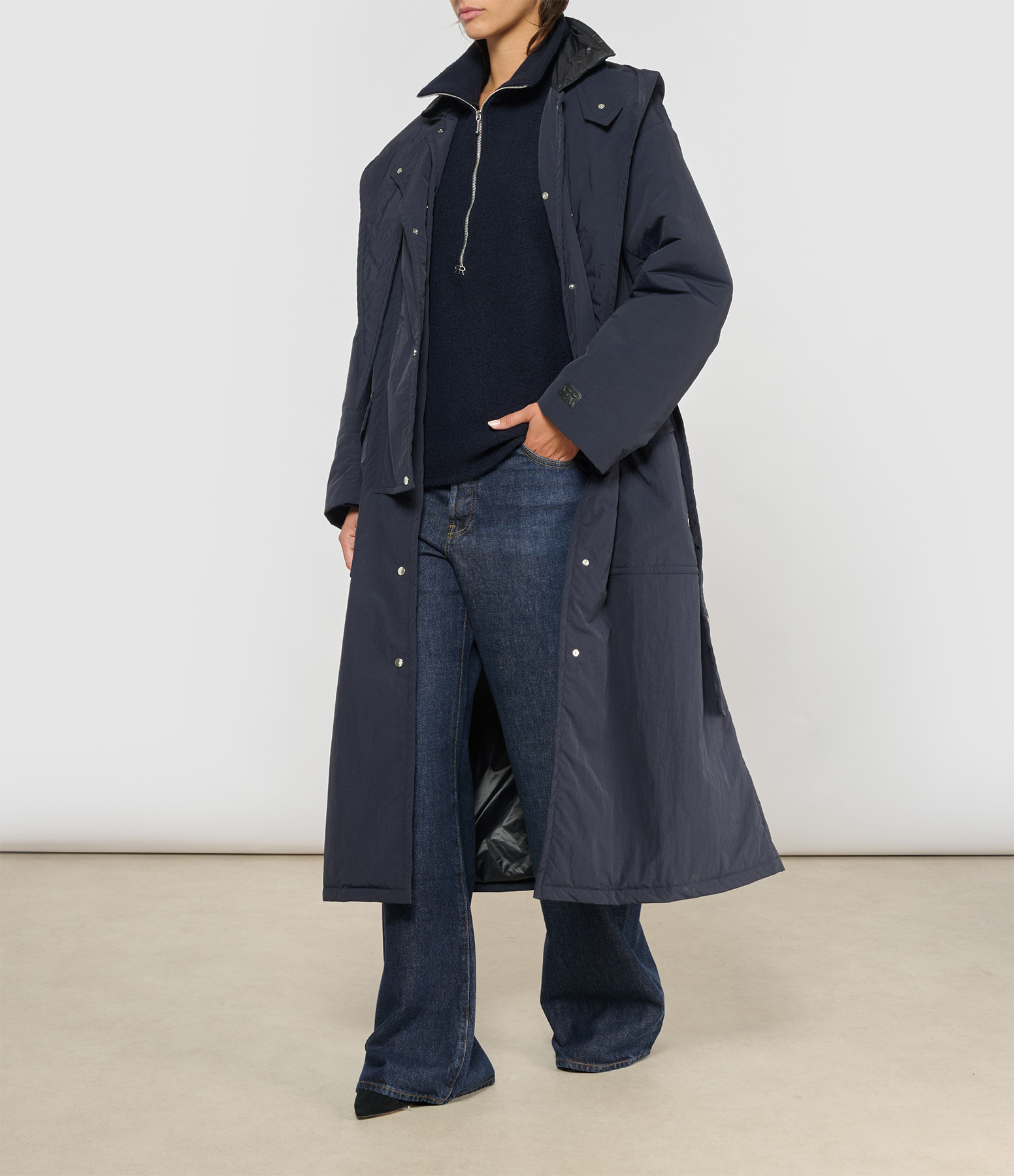 Millie Navy Sweatshirt