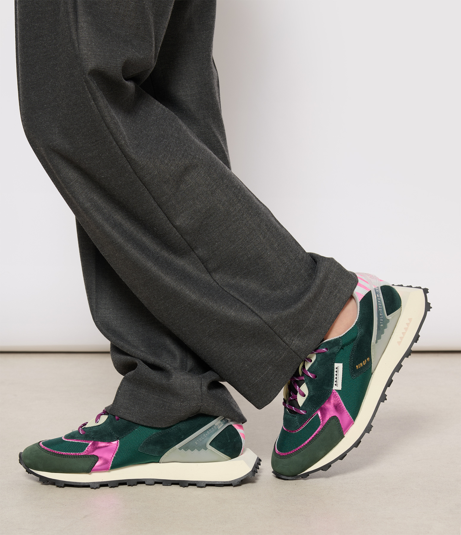 Moss W trainers – Green/Fuchsia