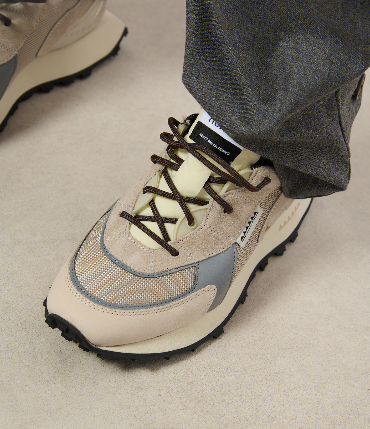 Ivory W Beige trainers