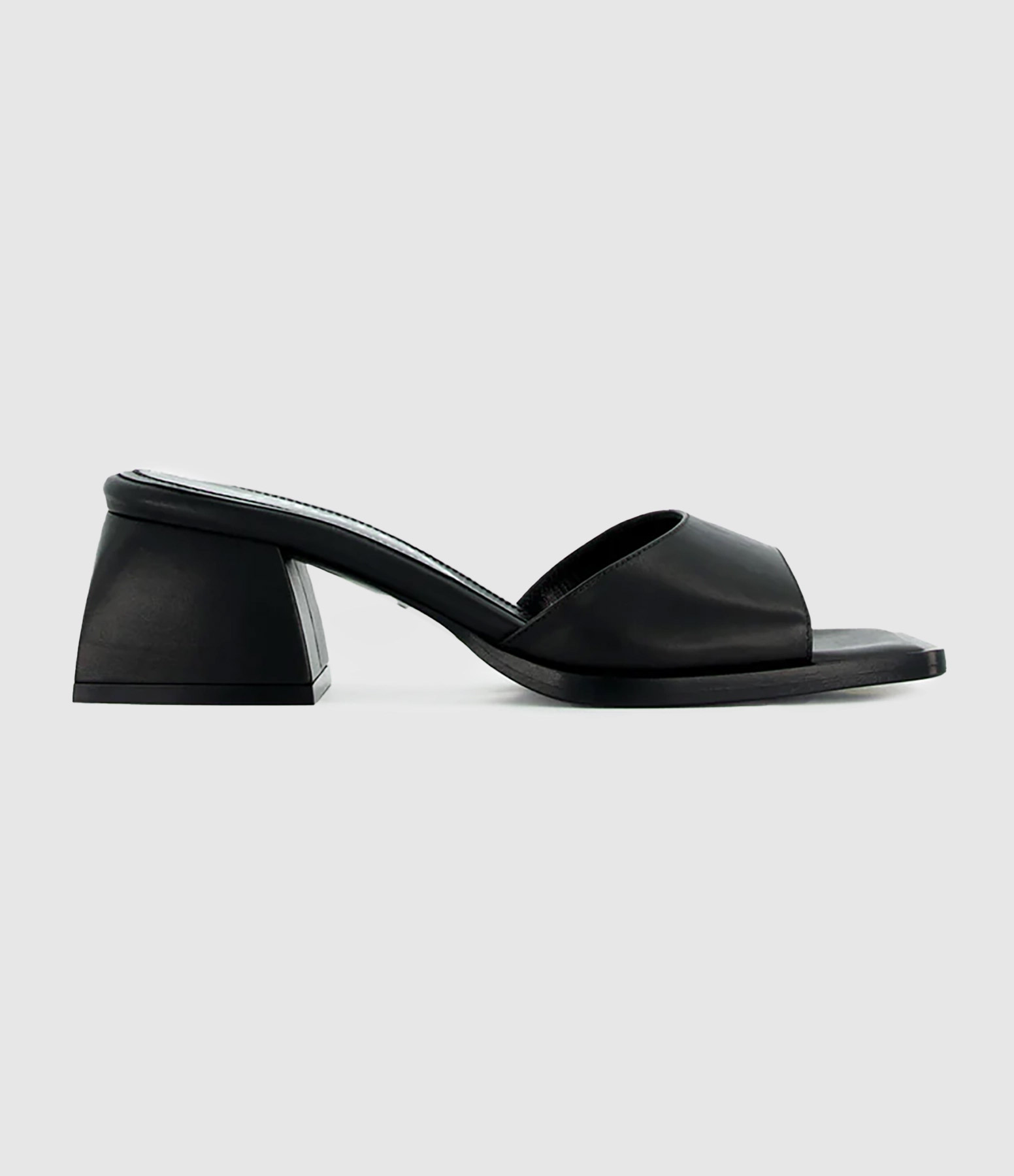 Bulla Jacobi Black Soul Mules