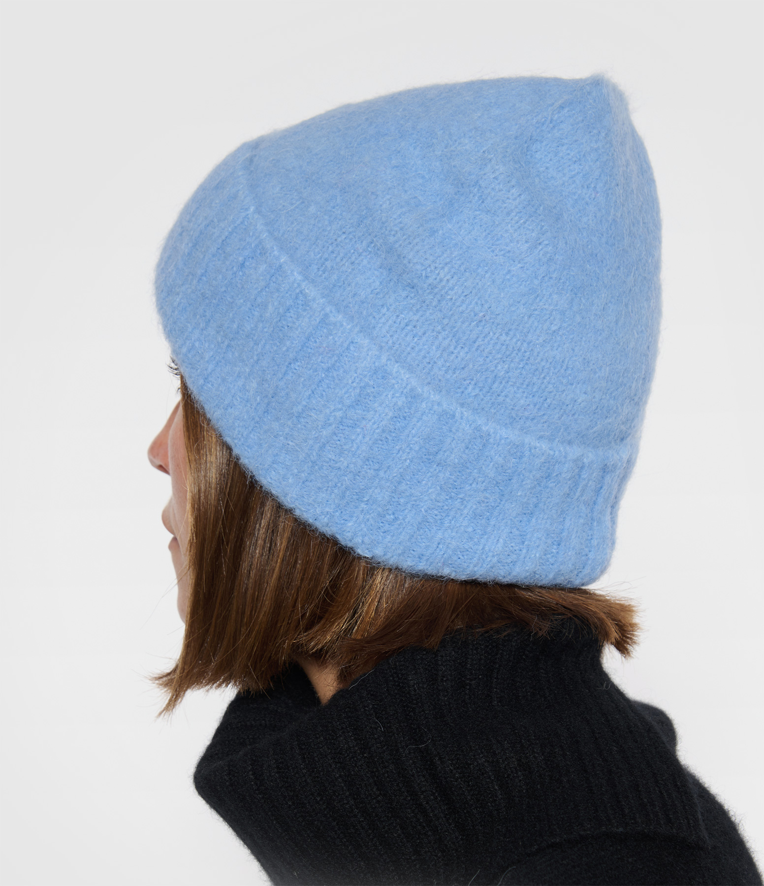 Sajeanne Della Robbia Blue Hat