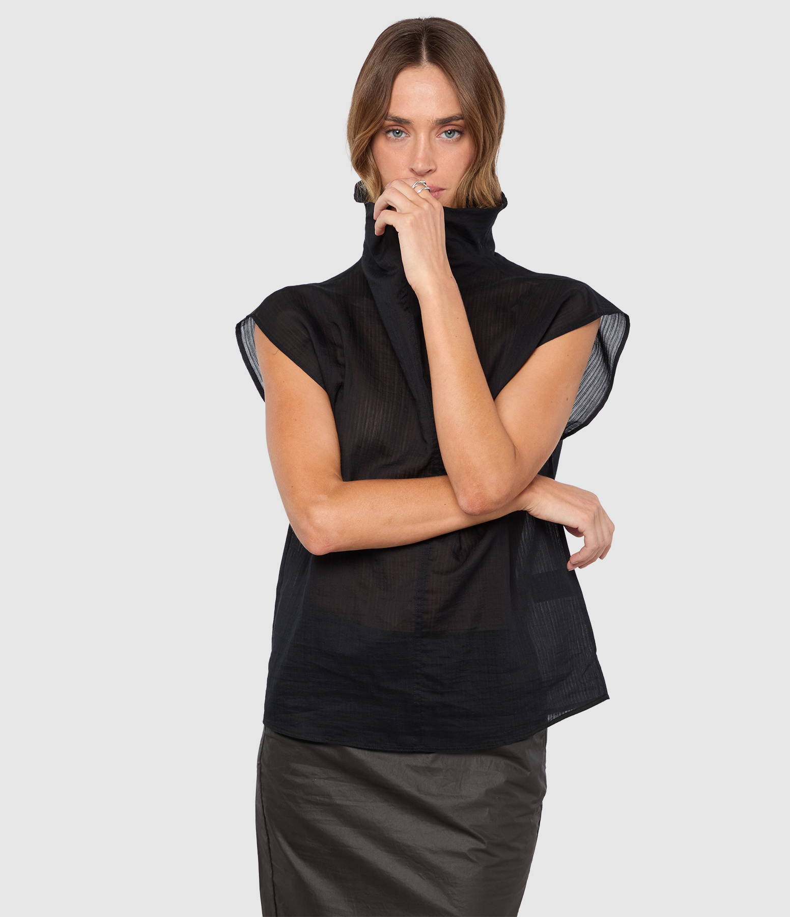 Izumi Black Blouse