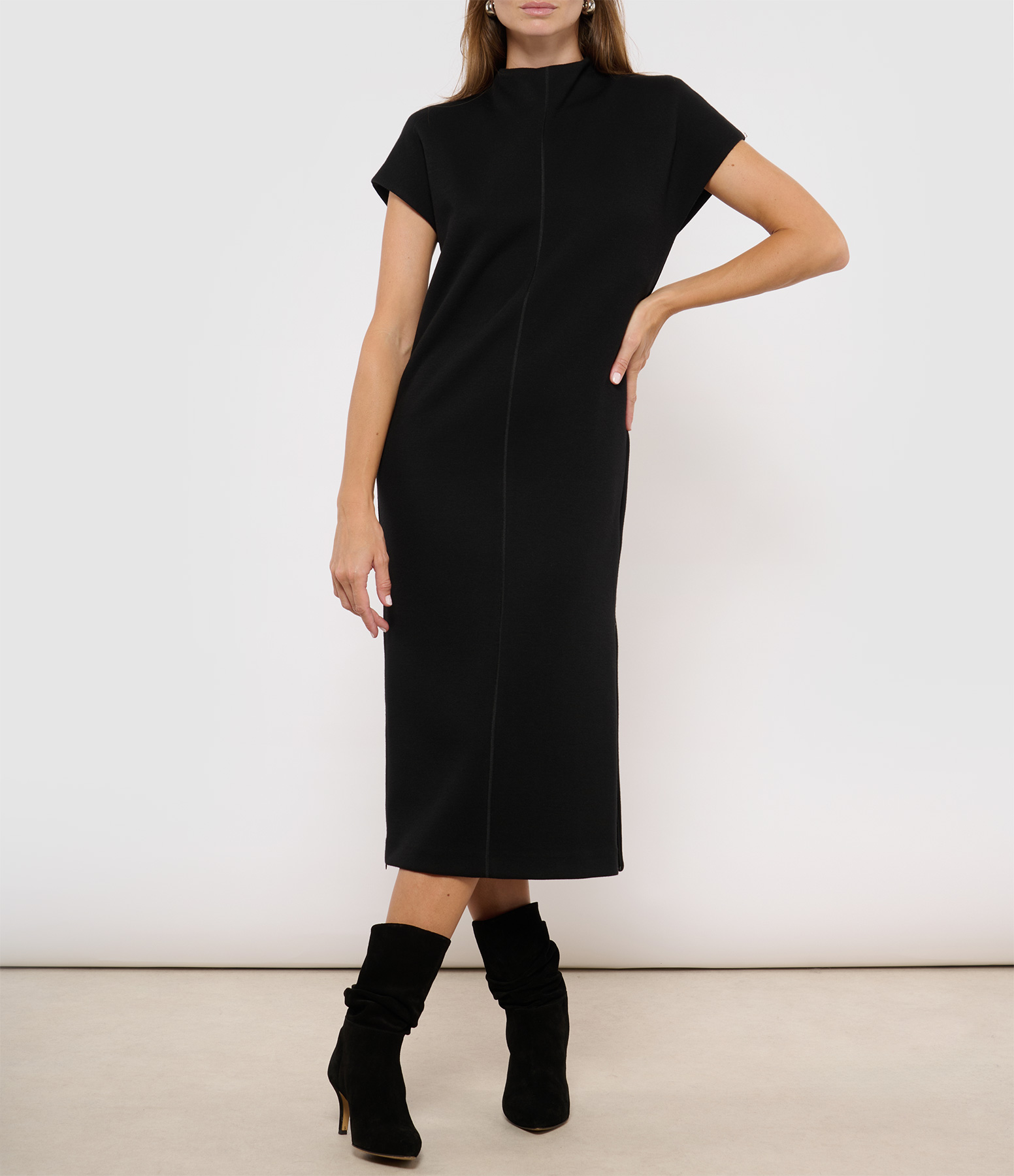 Lora Mid-Length Dress – Black